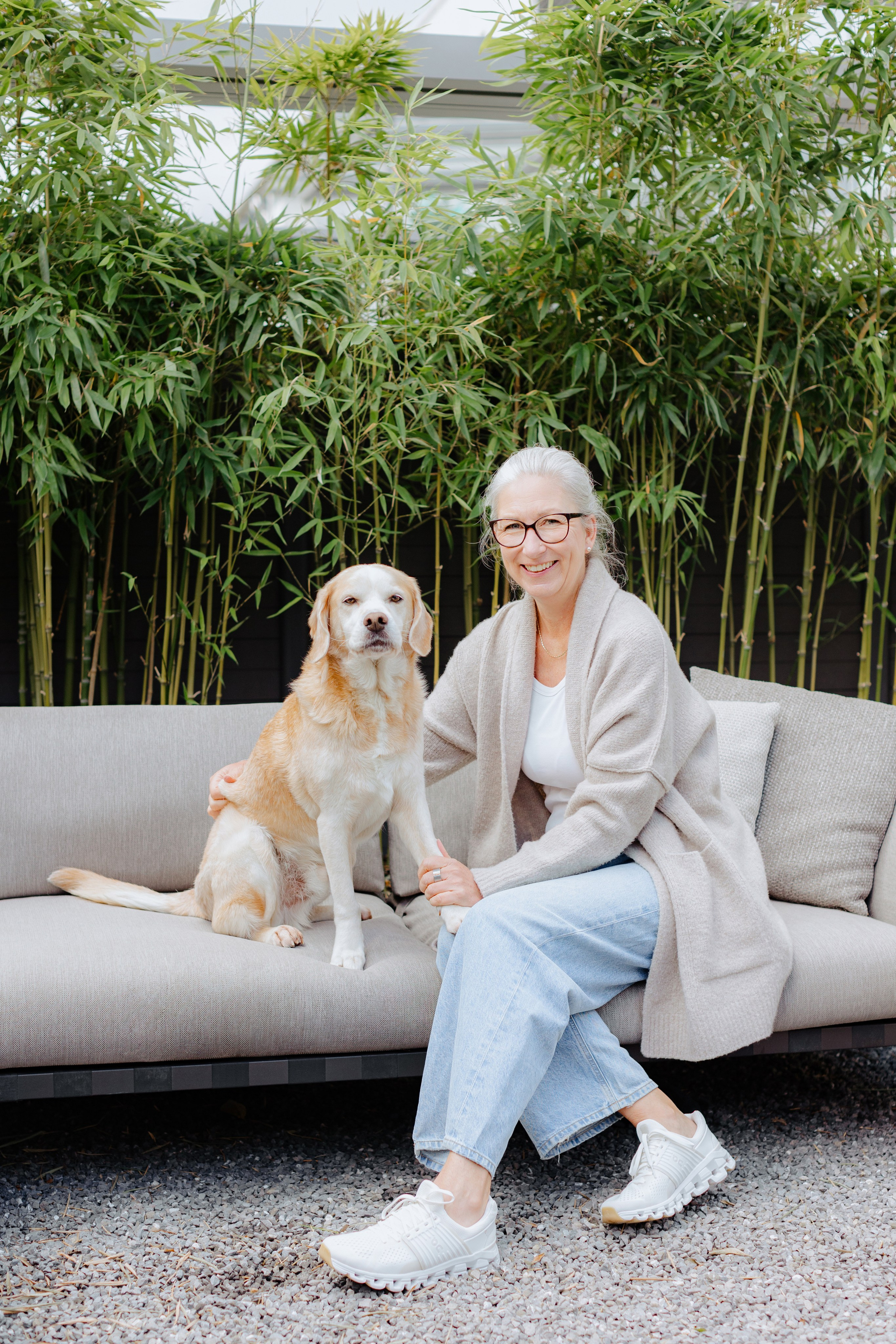 Heike. Amazing photo session at a time convenient for you. Y