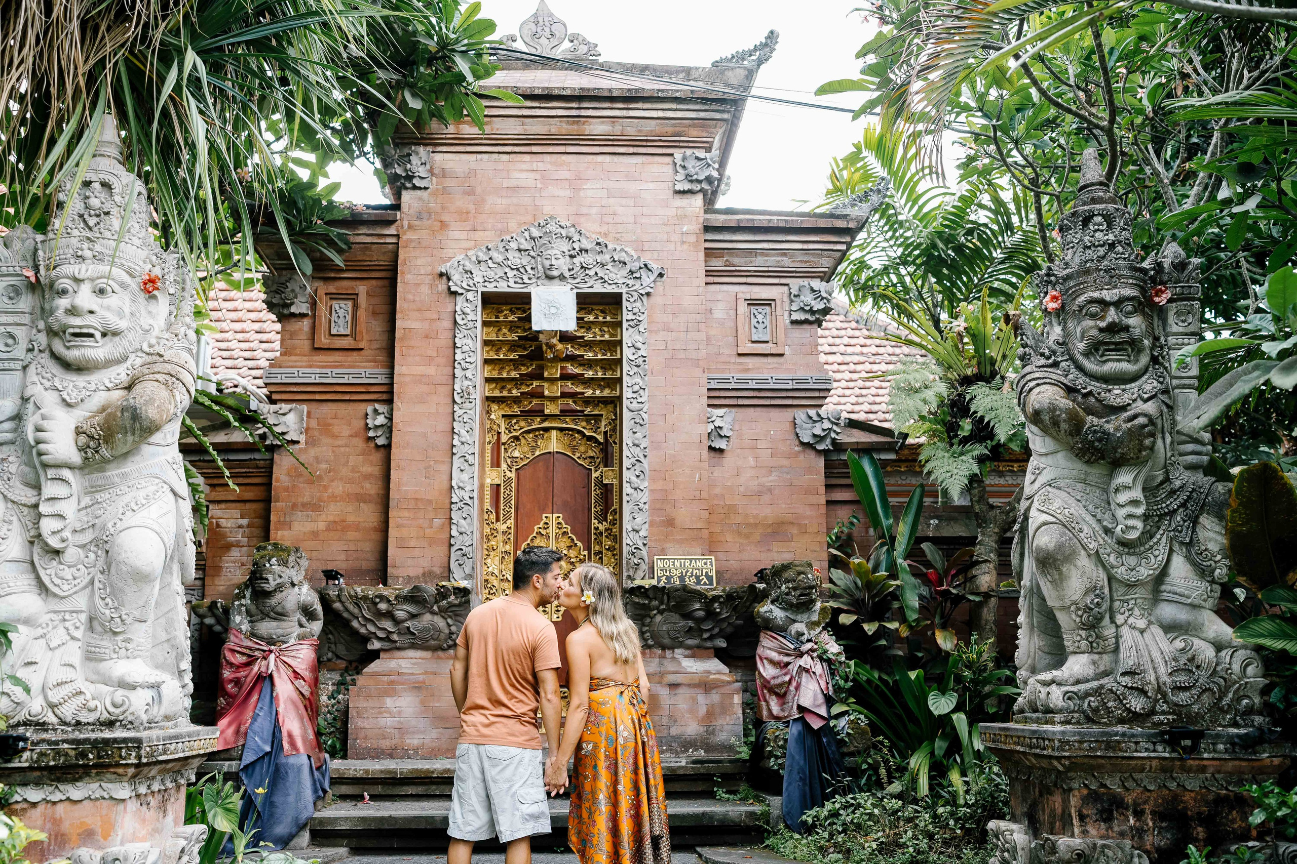 Honeymoon Photoshoot in bali. Female Photographer in Bali