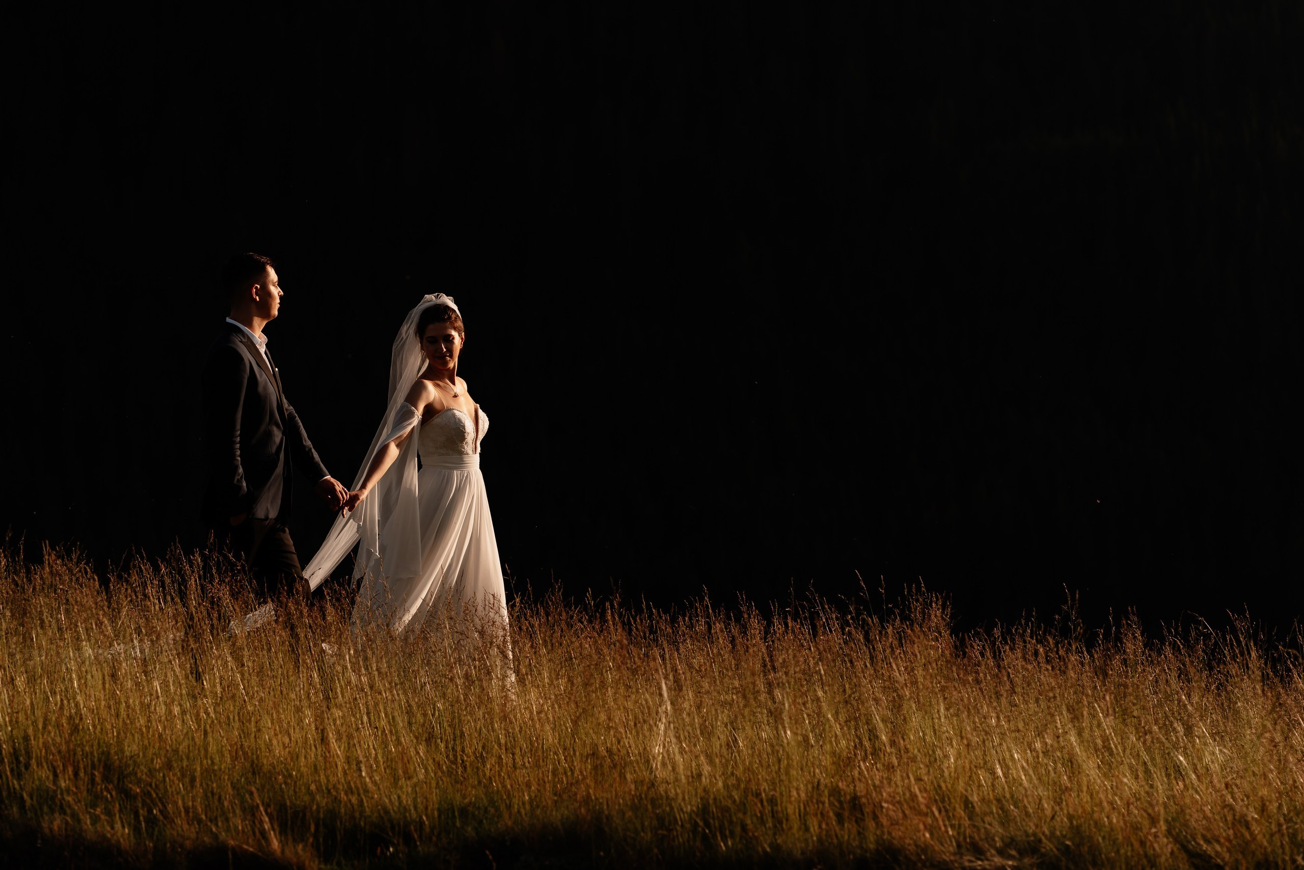 Trash the dress — Lorena&Adi  - Mihai Popa. Mihai Popa |Wedding Photographer | Worldwide | Bucharest