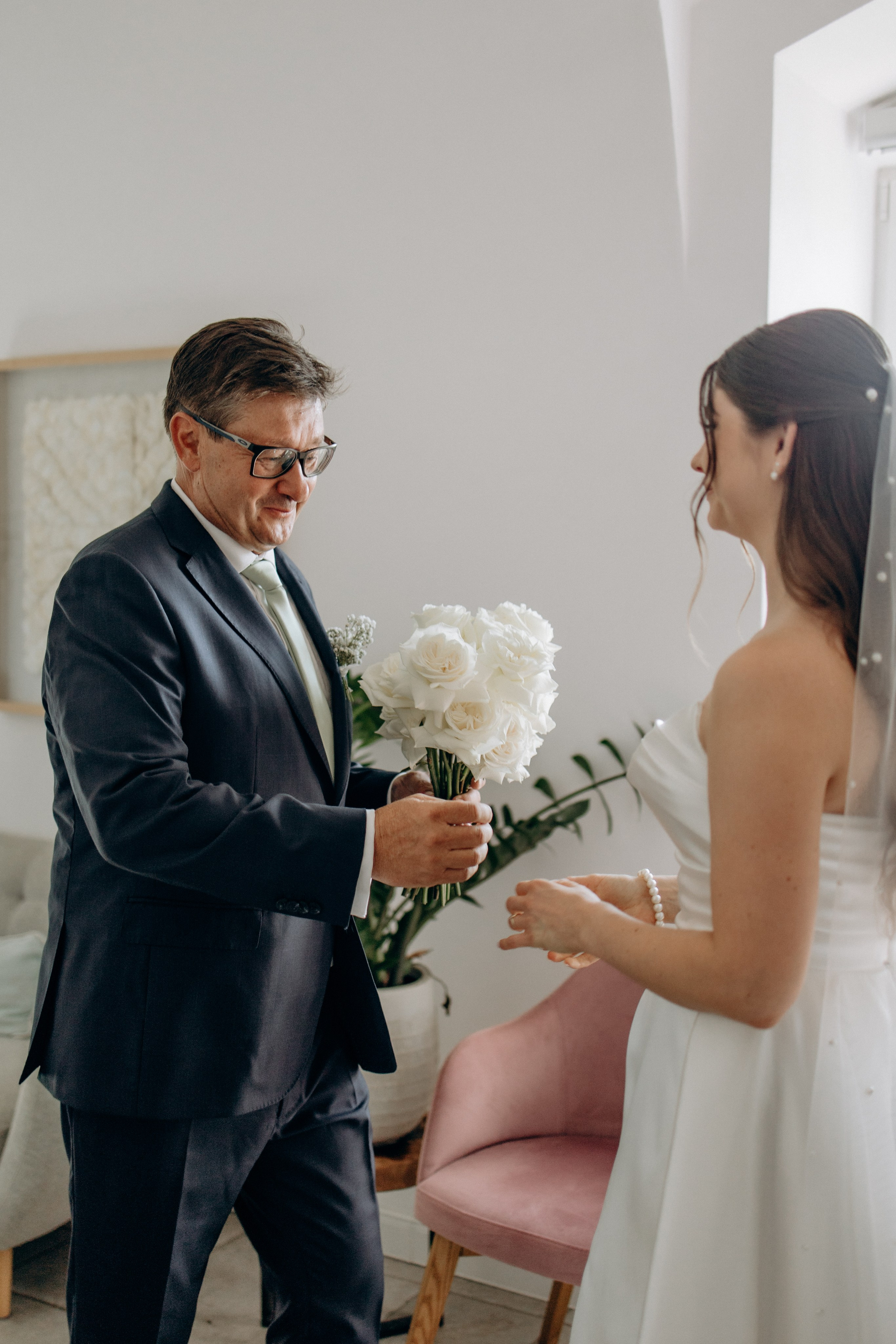 Wedding moments at Na Kmine