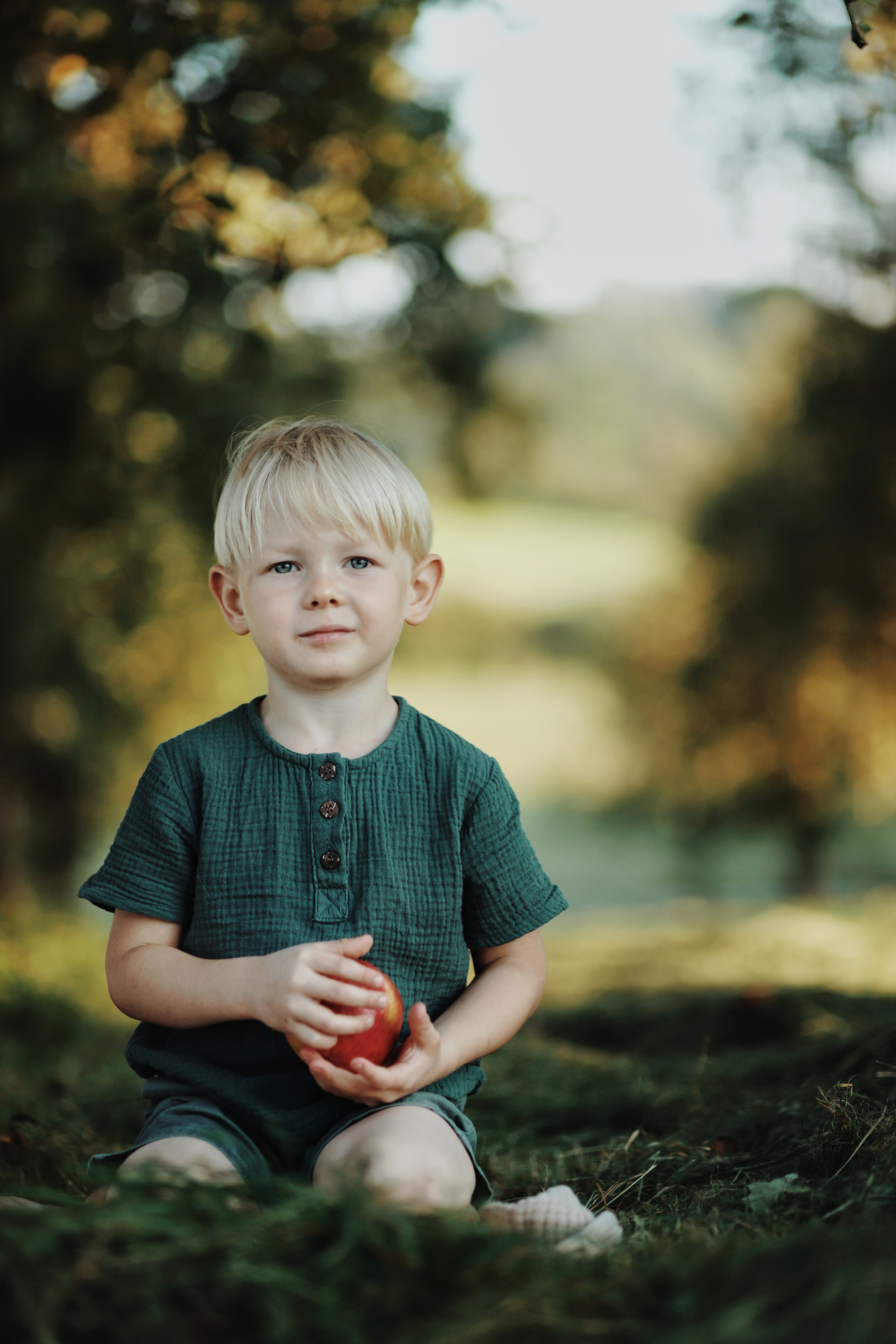 Apfelgarten-Shooting. Olena Fritz Fotografie