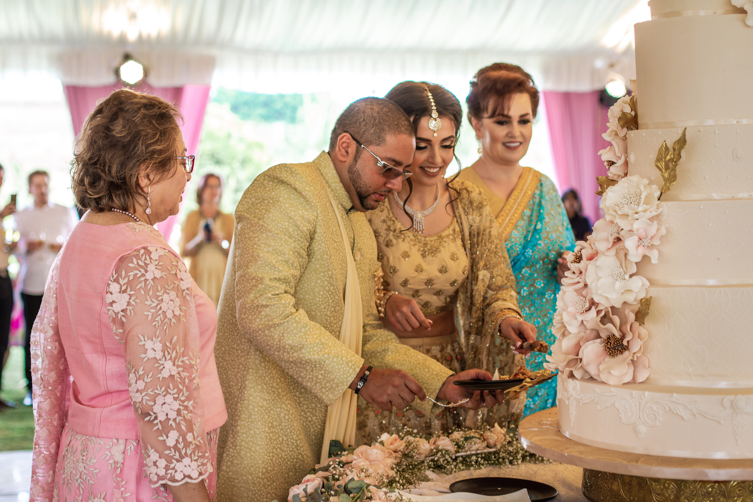 Kenya. Nairobi. Wedding. Wedding female photo and video studio in UAE