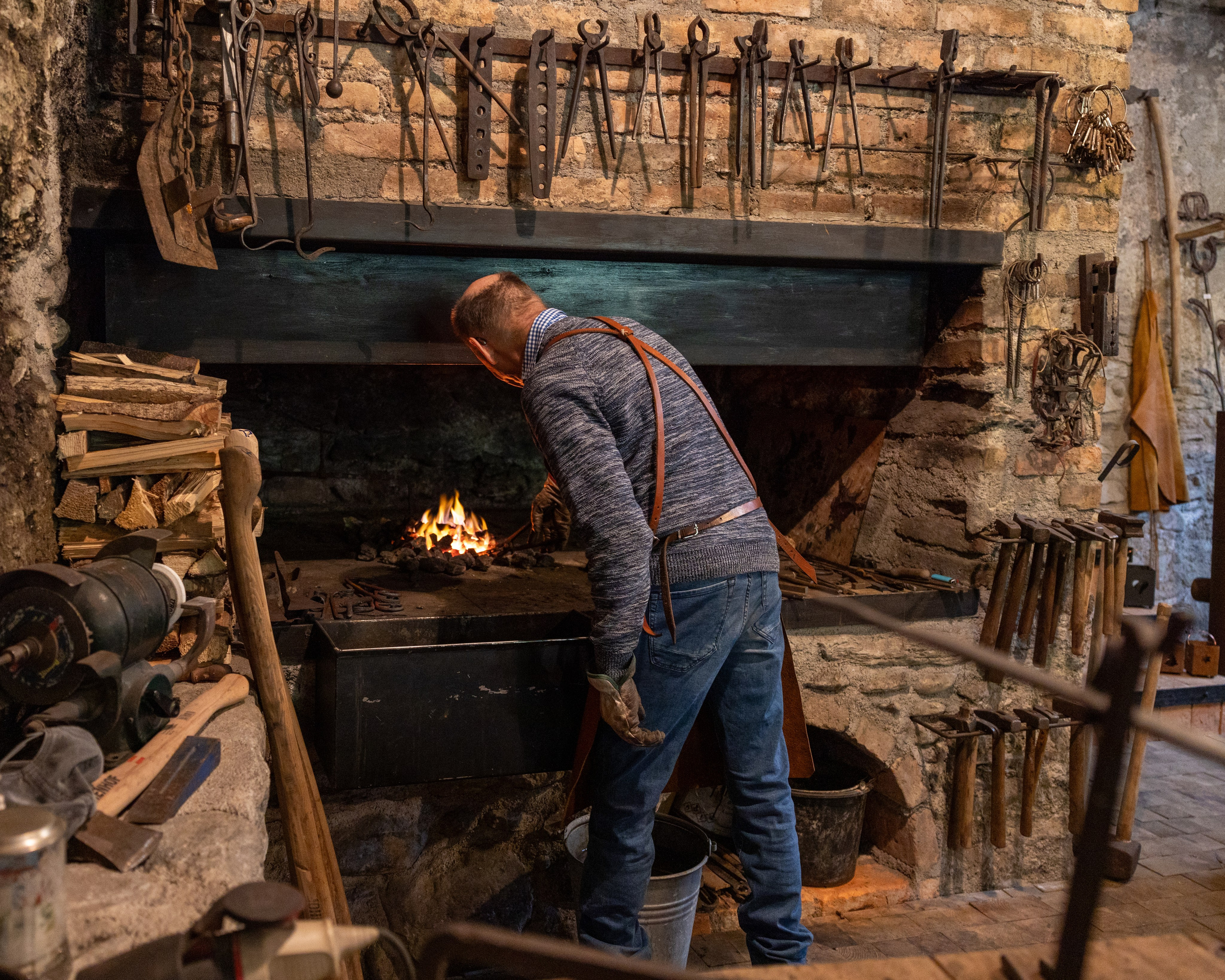 Schmied, Goldegg, 2024. Guzel Kolobova| Fotografin| Salzburg