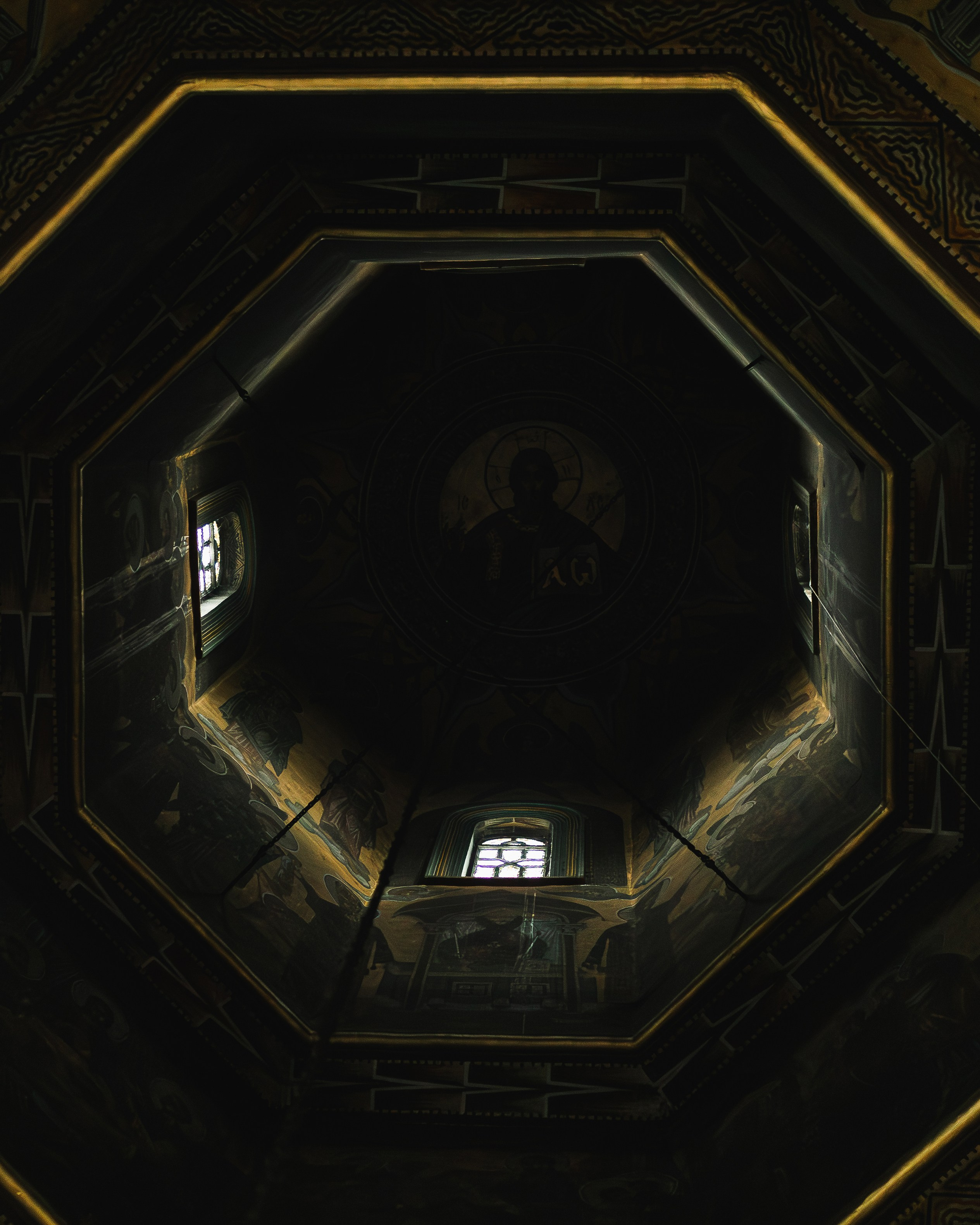 Nicoleta & Ionuț. Vlad Aconstantinesei Photographer