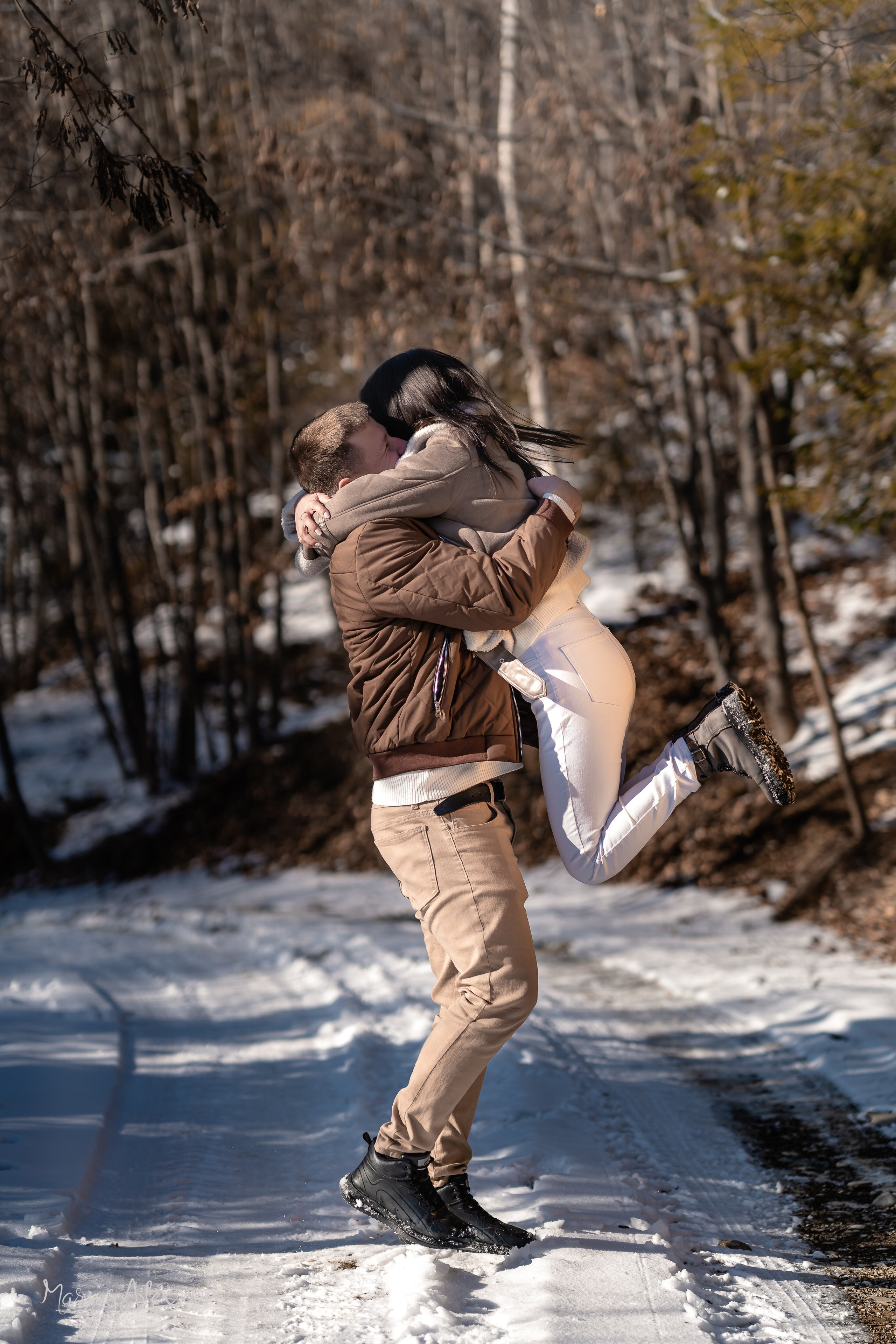 Ana & Mihai - Save the Date. Marius Alex fotograf de eveniment si portret din Suceava