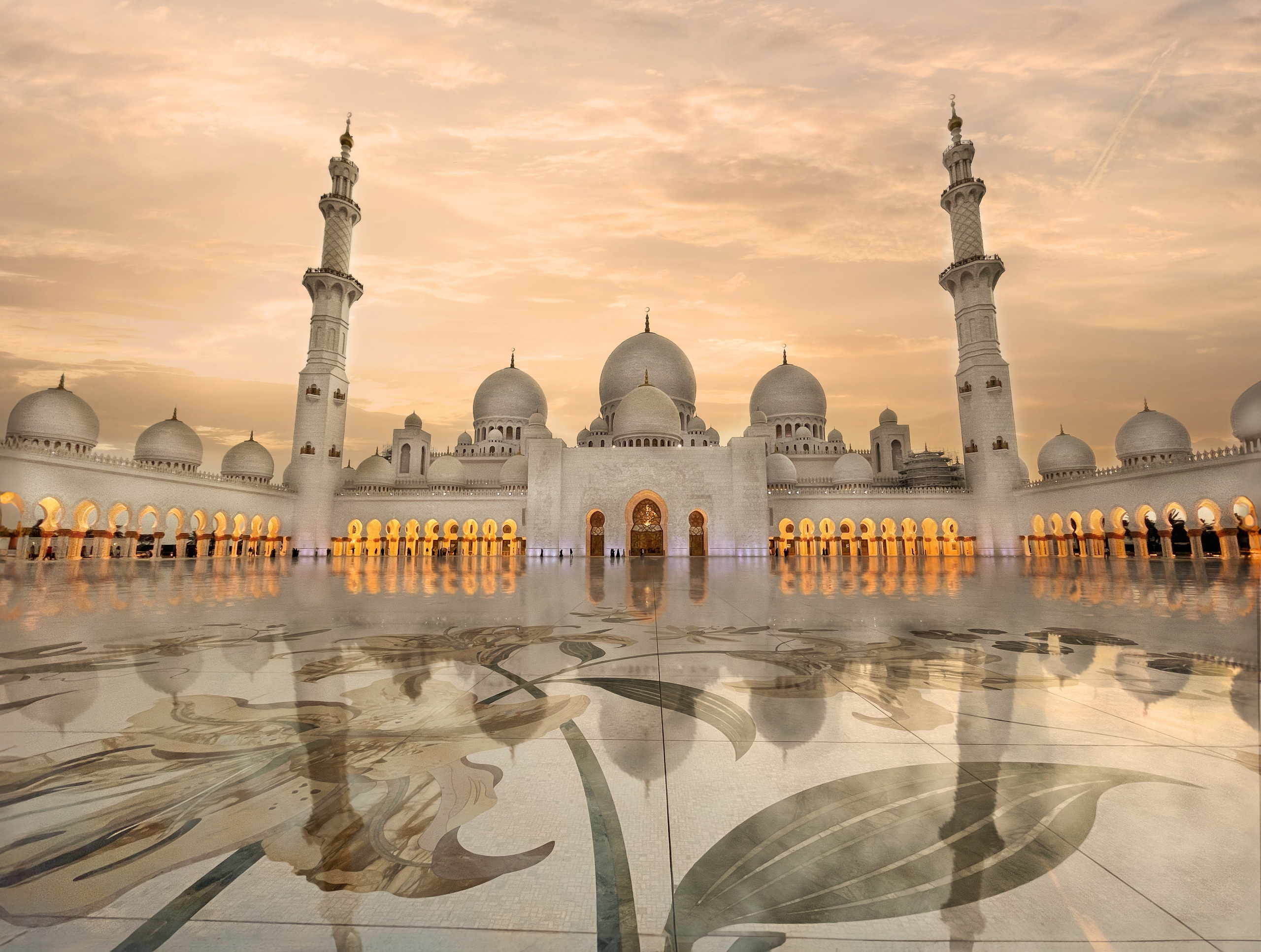 My art. Mariia Safronova is your photographer in Abu Dhabi and Dubai