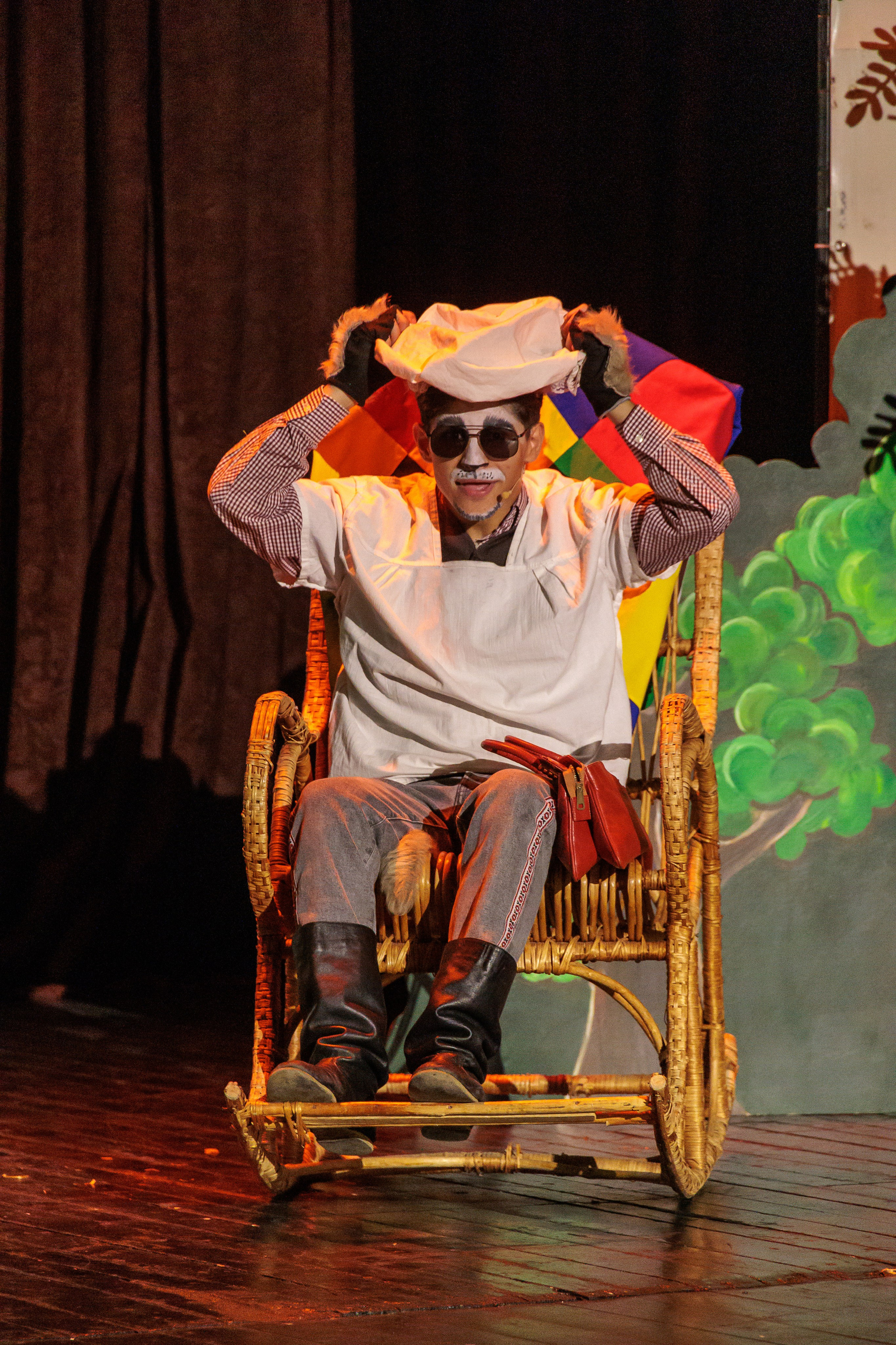 Clounella. Povestea Scufita rosie. ✔️ Фото Видео на свадьбы и крестины Молдова — Cinematic.md