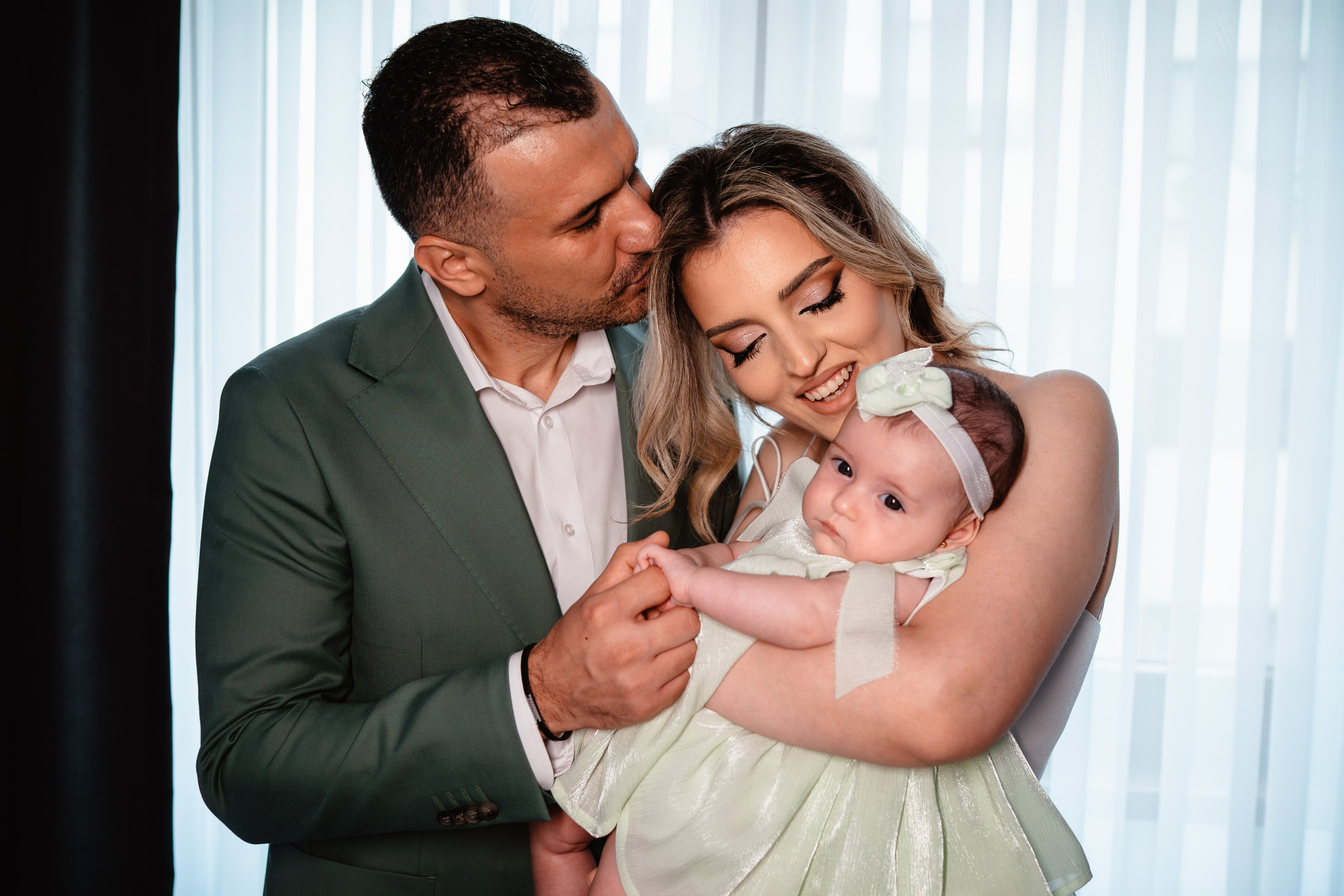 Thea. Fotograf nunta si evenimente Giurgiu