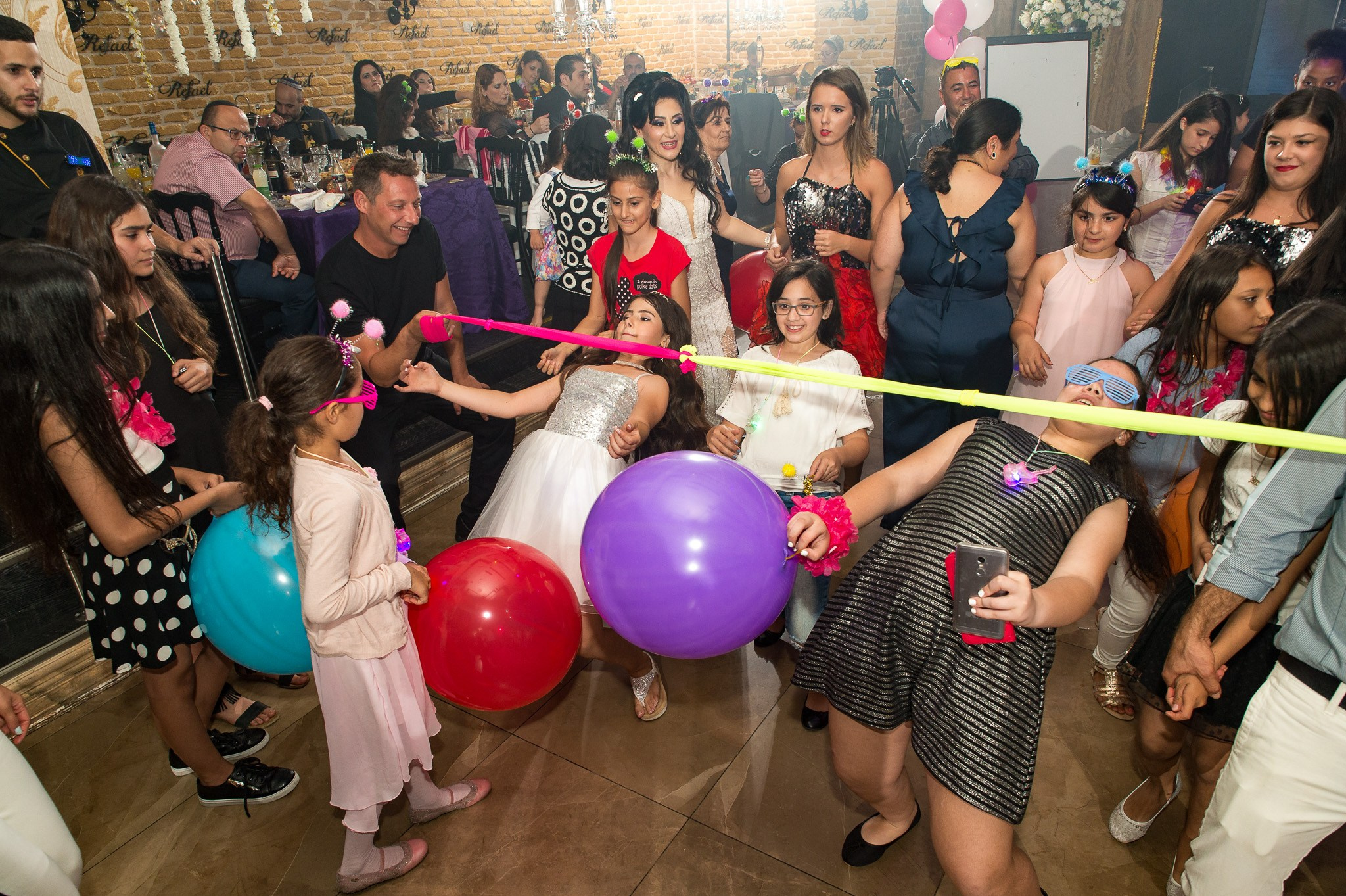 Bat Mitzva Liel. Wedding and events photographers Studio Shalom