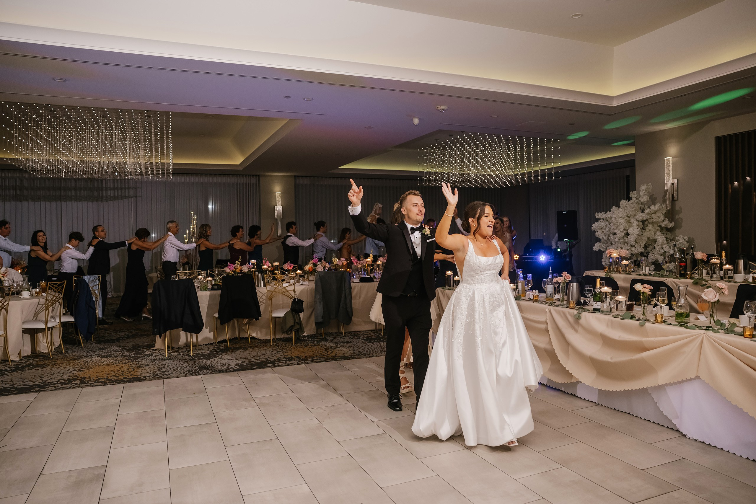 09.06.2025 Wedding. Wedding family event photographer in Chicago Nick Yushevich