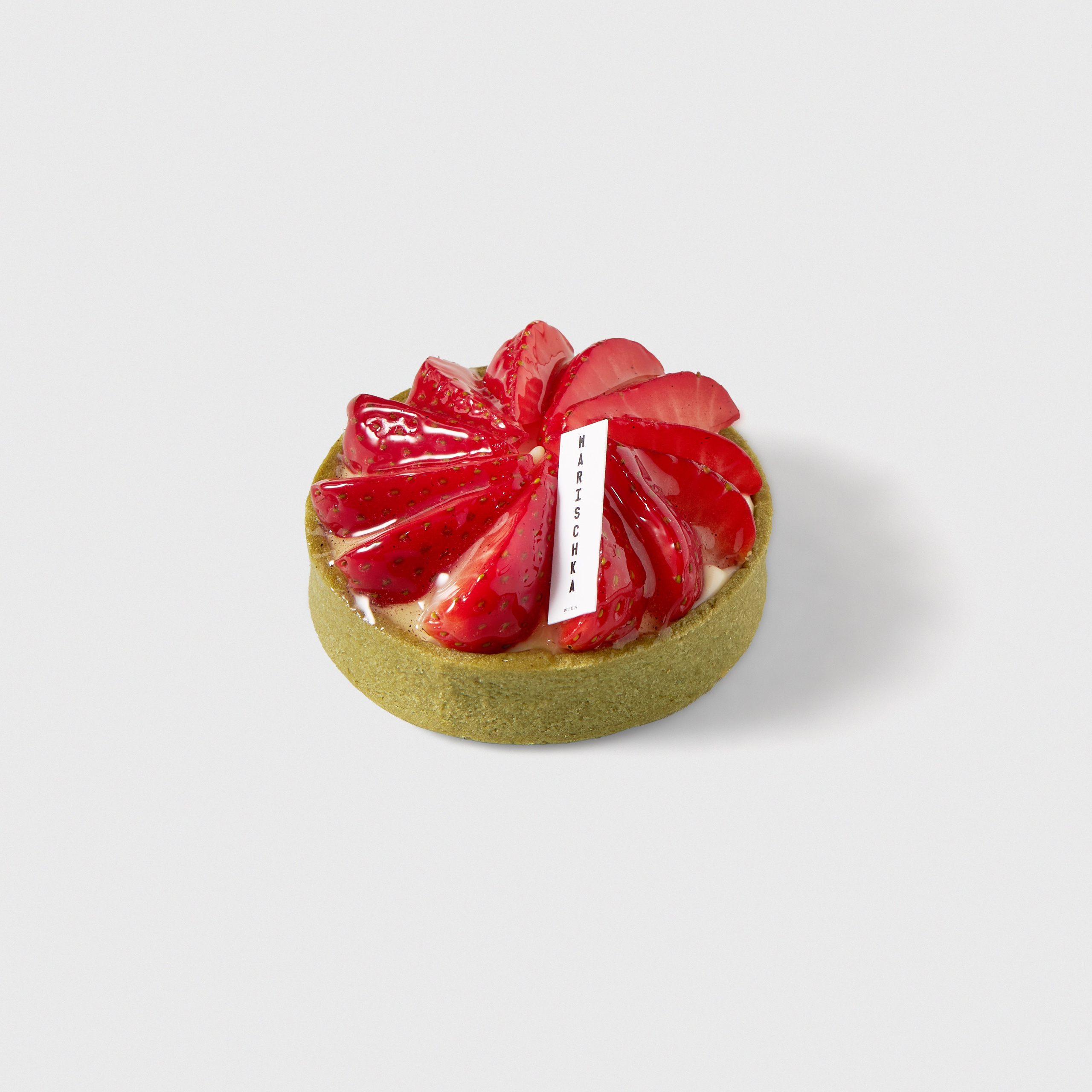 Katalogfoto eines Tartes mit Erdbeeren, professionelle Produktfotografie für Menü, Online-Shop und Print