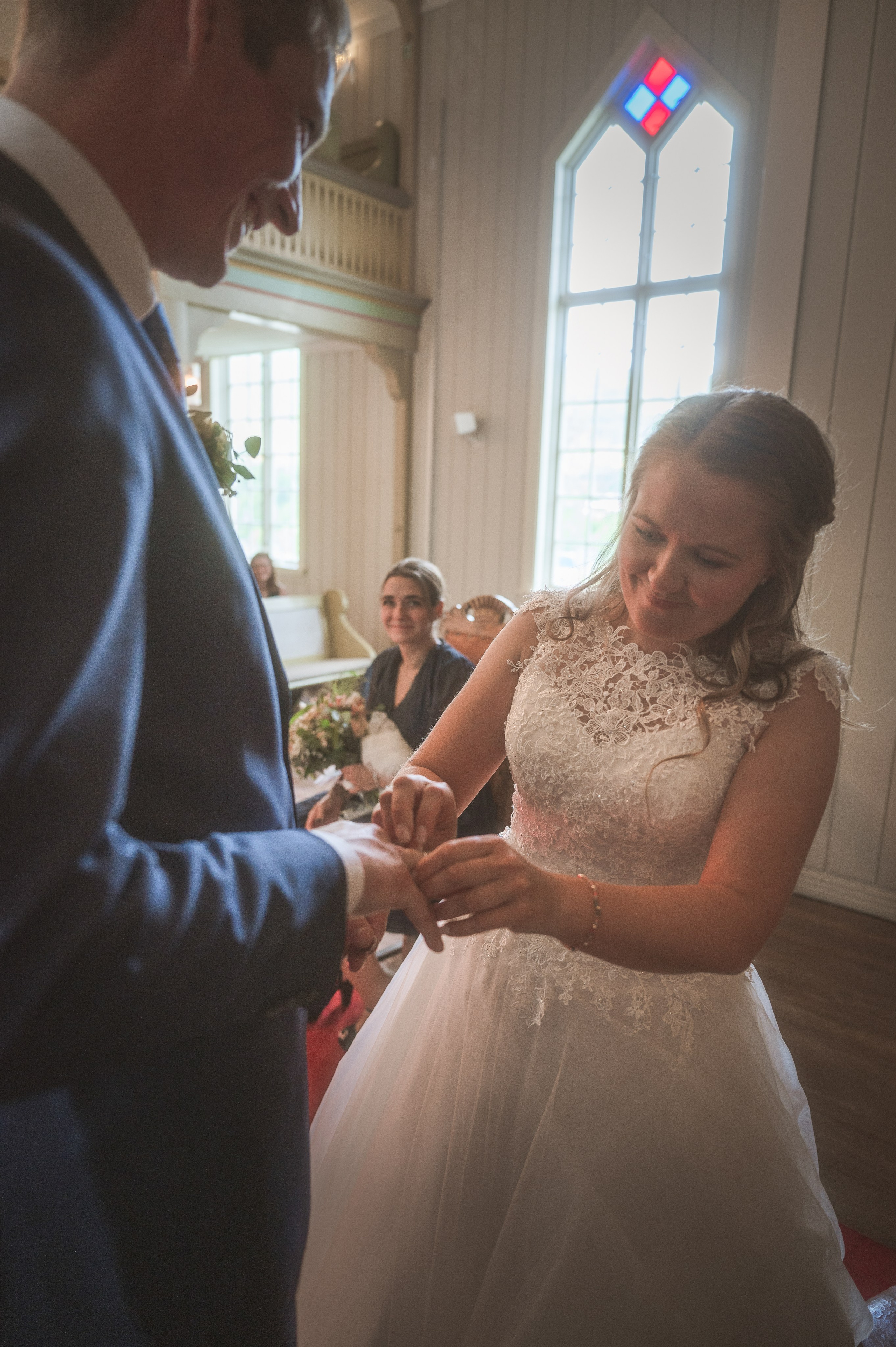 Bryllup i Ballangen kirke. Din fotograf i Narvik kommune