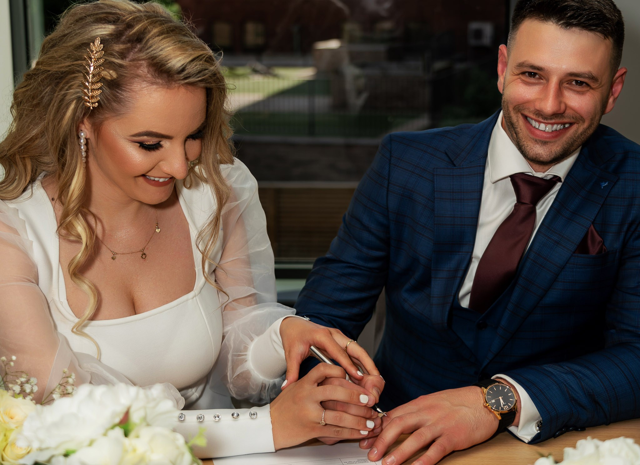 Book a wedding photographer and videographer in London. Wedding photographer in United Kingdom