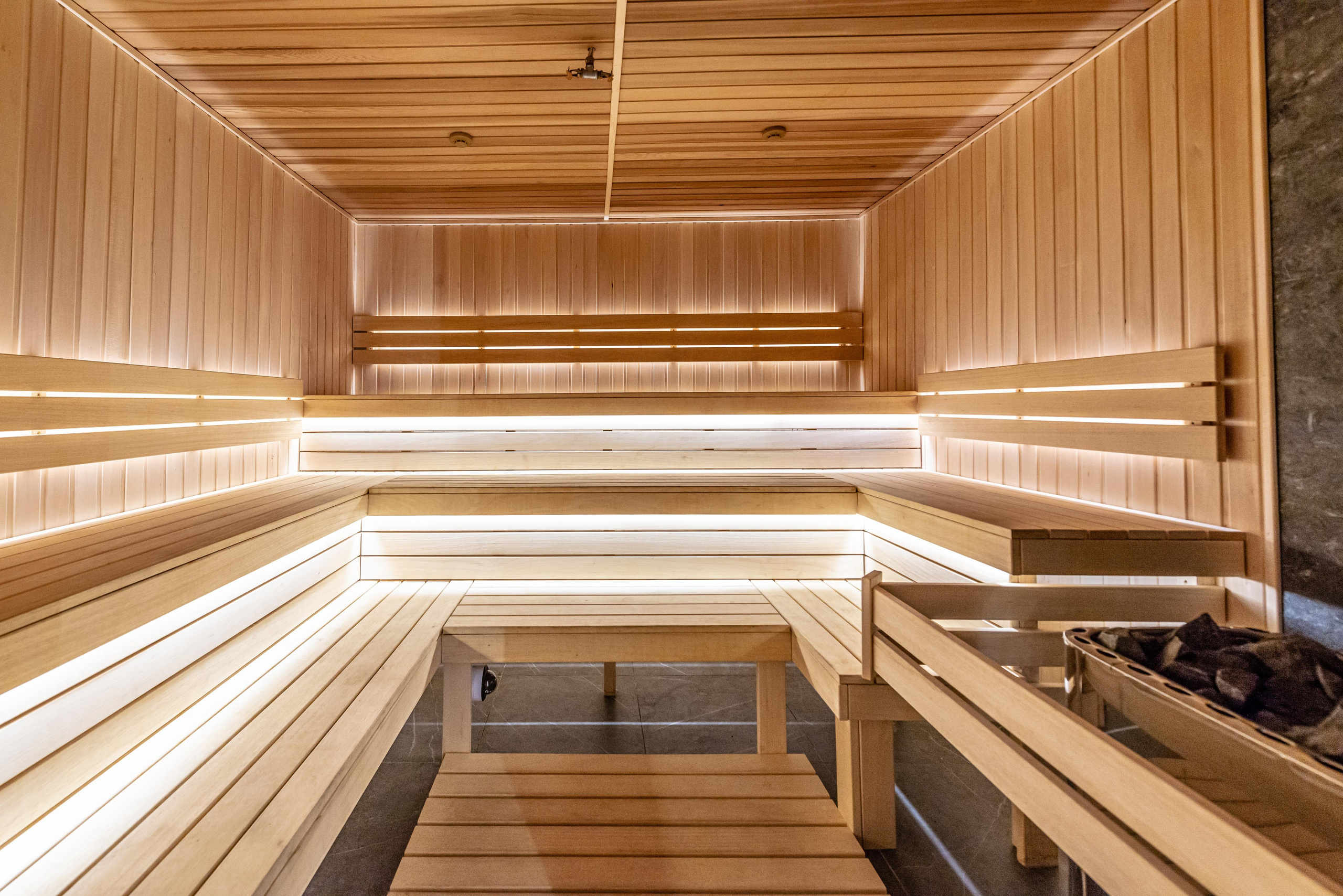 Фитнес-клуб DDX Fitness на ул. Лескова. ФОТОГРАФ МЕКСИКА КИНТАНА-РОО