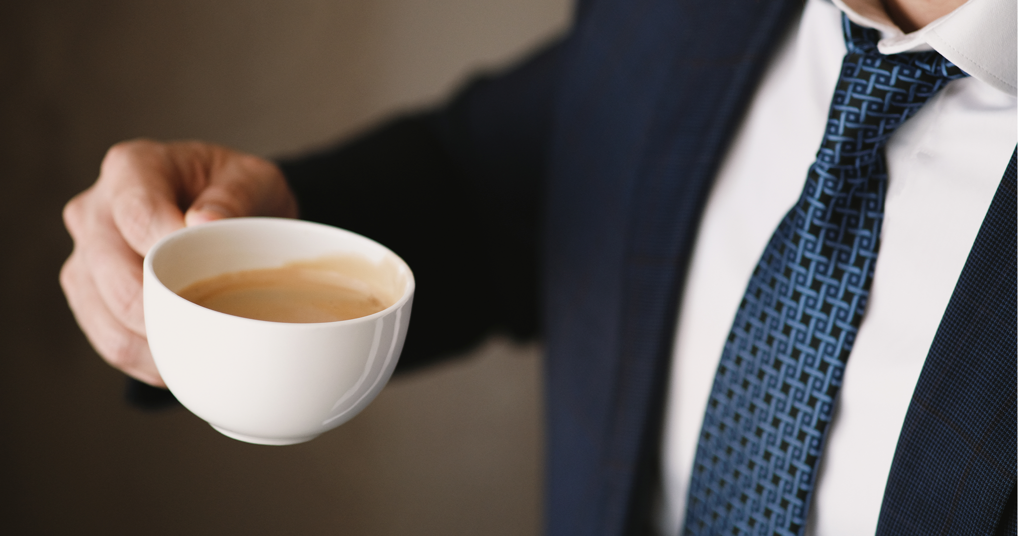 16×9 «Шестнадцать на Девять»