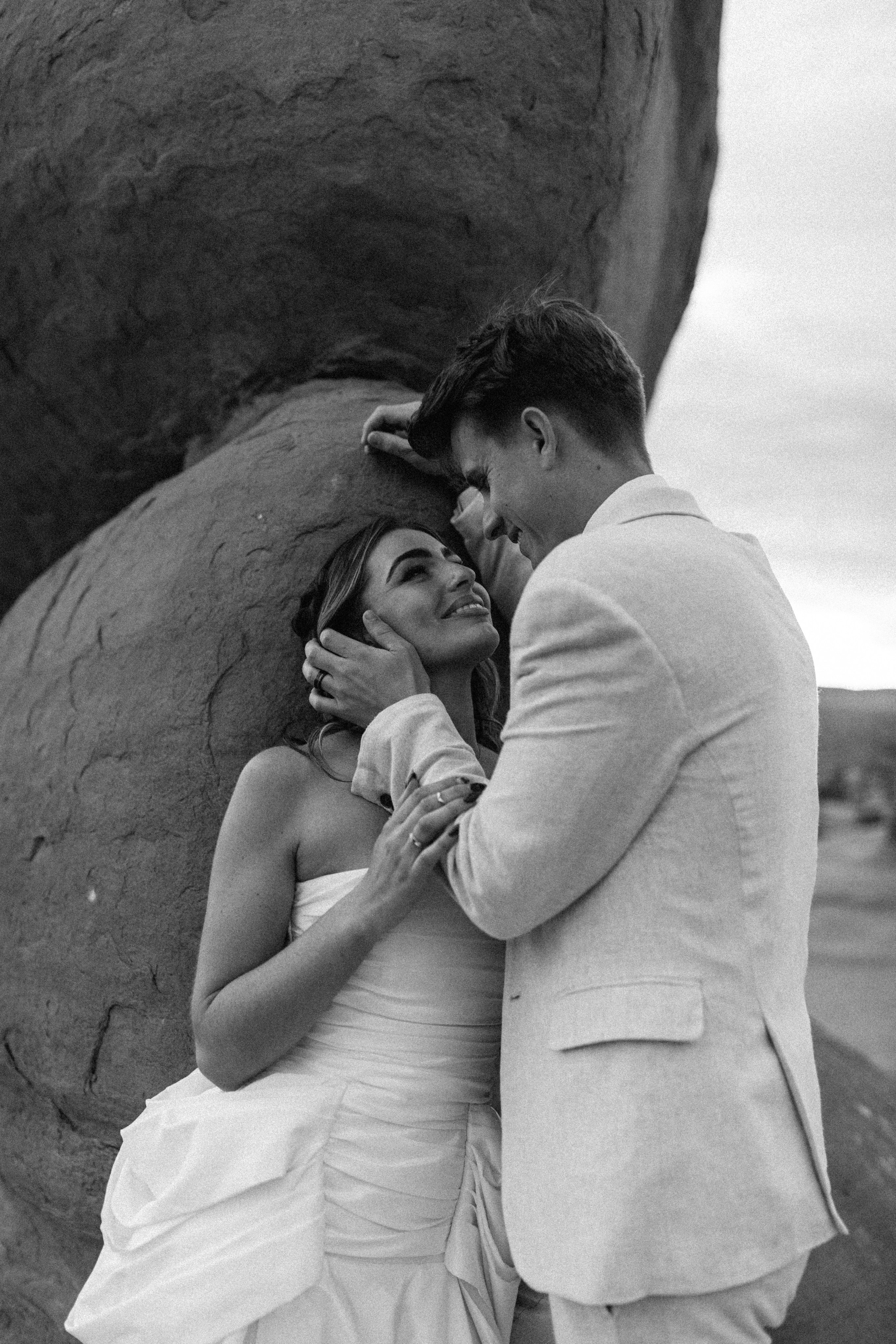 J&J at National Arches. Sara Eulalia | Virginia Photographer