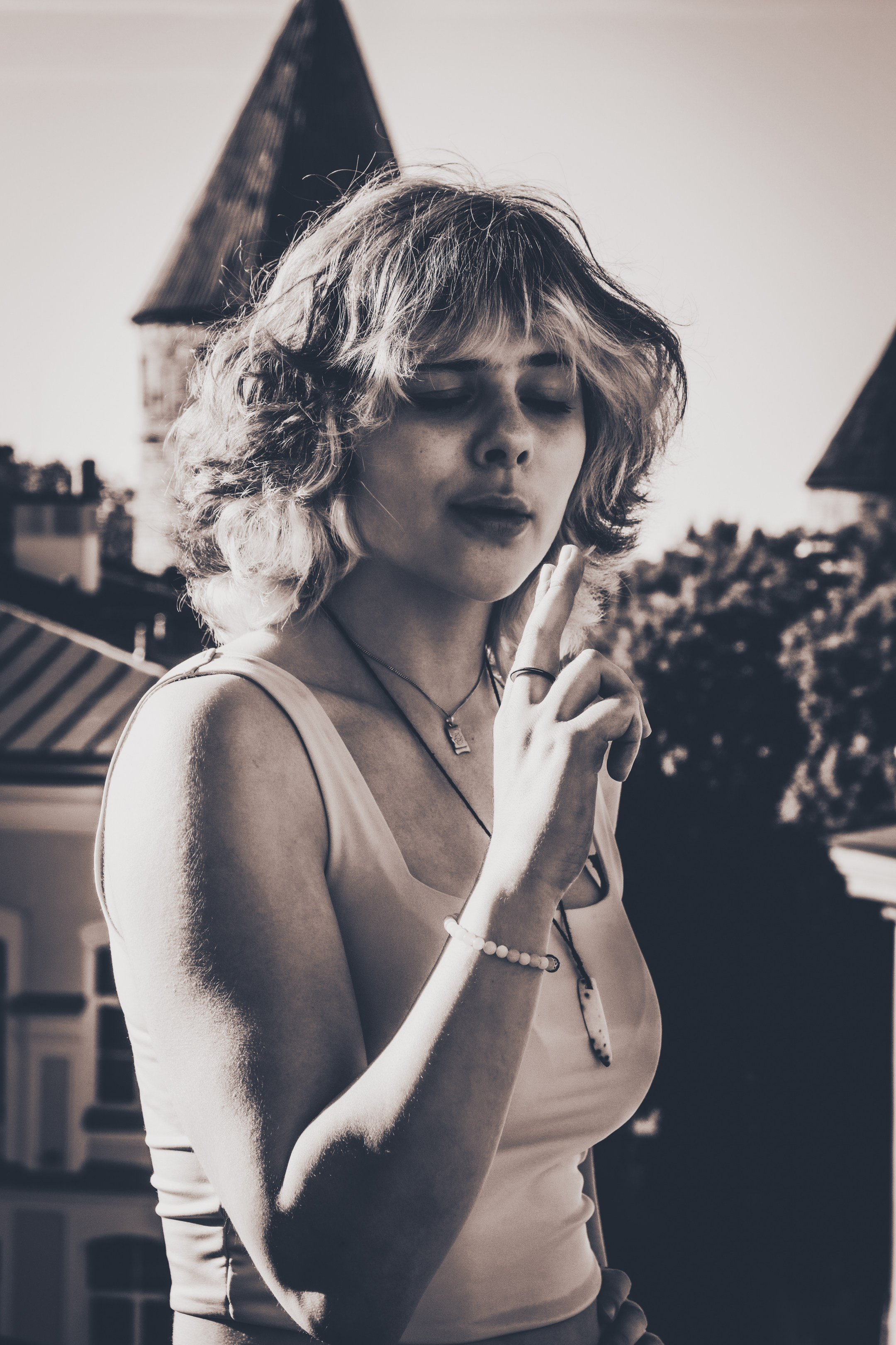 Lahe graatsia (Sonja). Nebula 25 — Fotod teie hingele