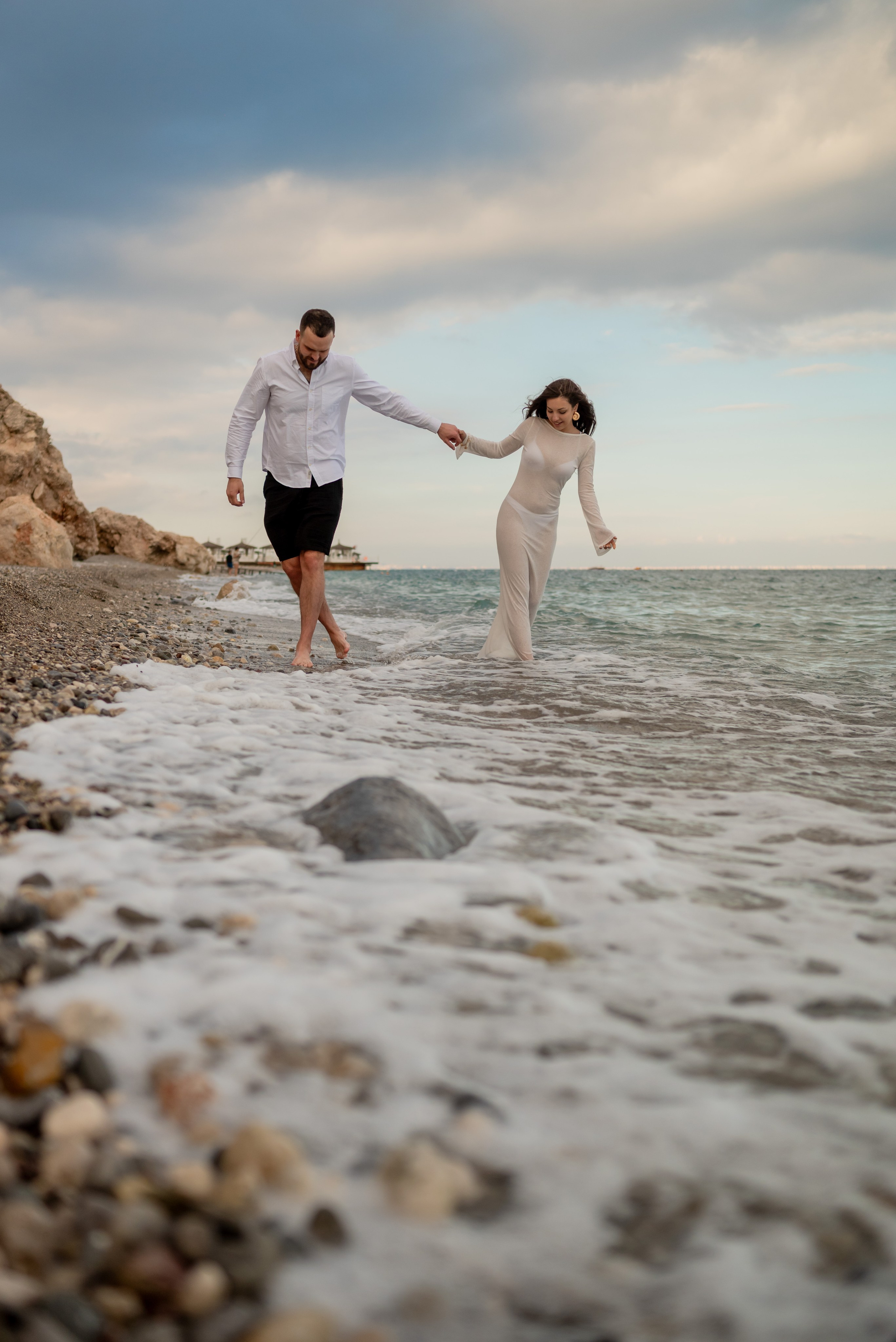 Предложение руки на пляже Кемера. Photographer in Antalya, Kemer, Turkey