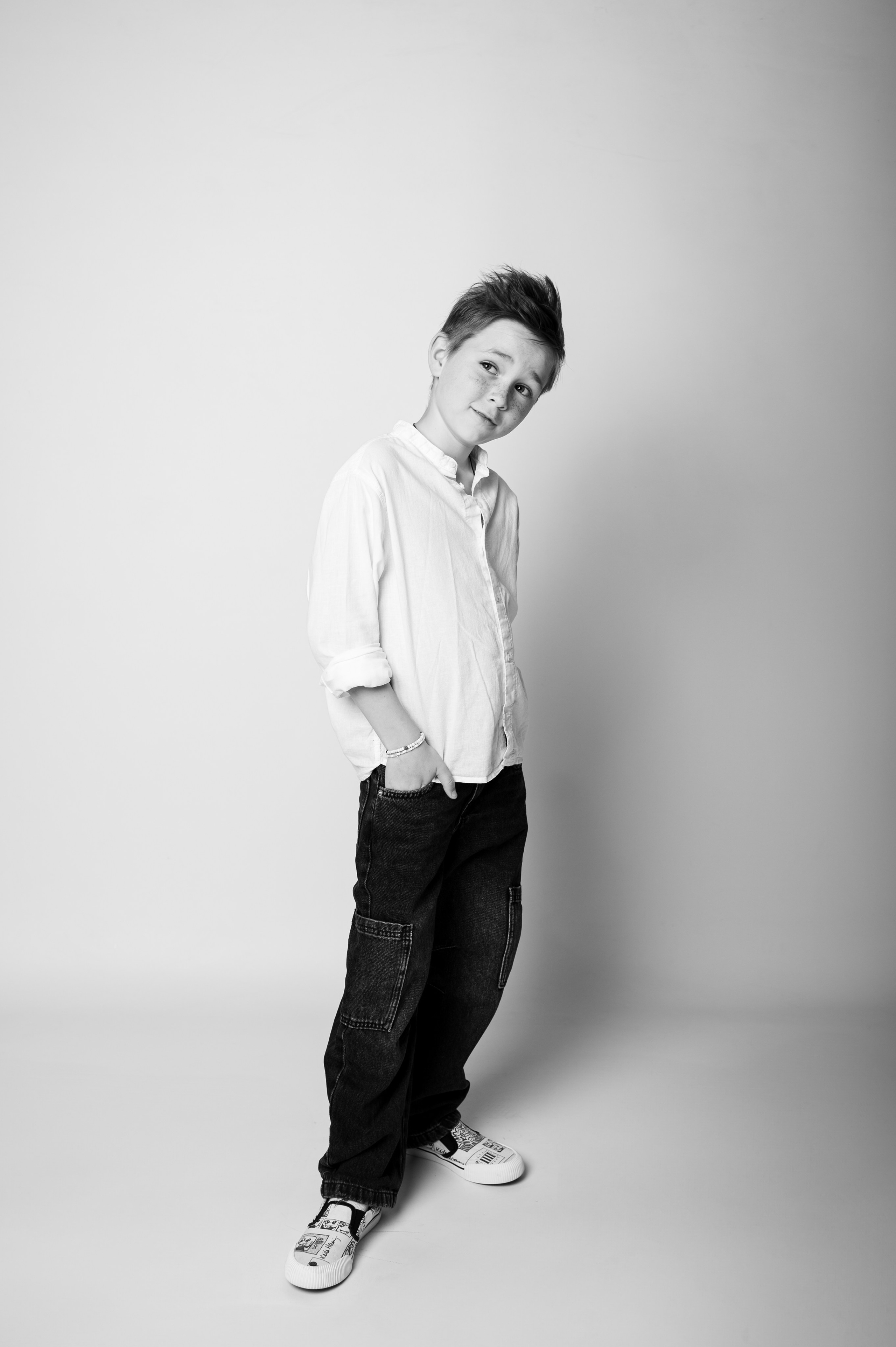 KIDS STUDIO. Семейная, детская, портретная и предметная фотосъемка в Салониках