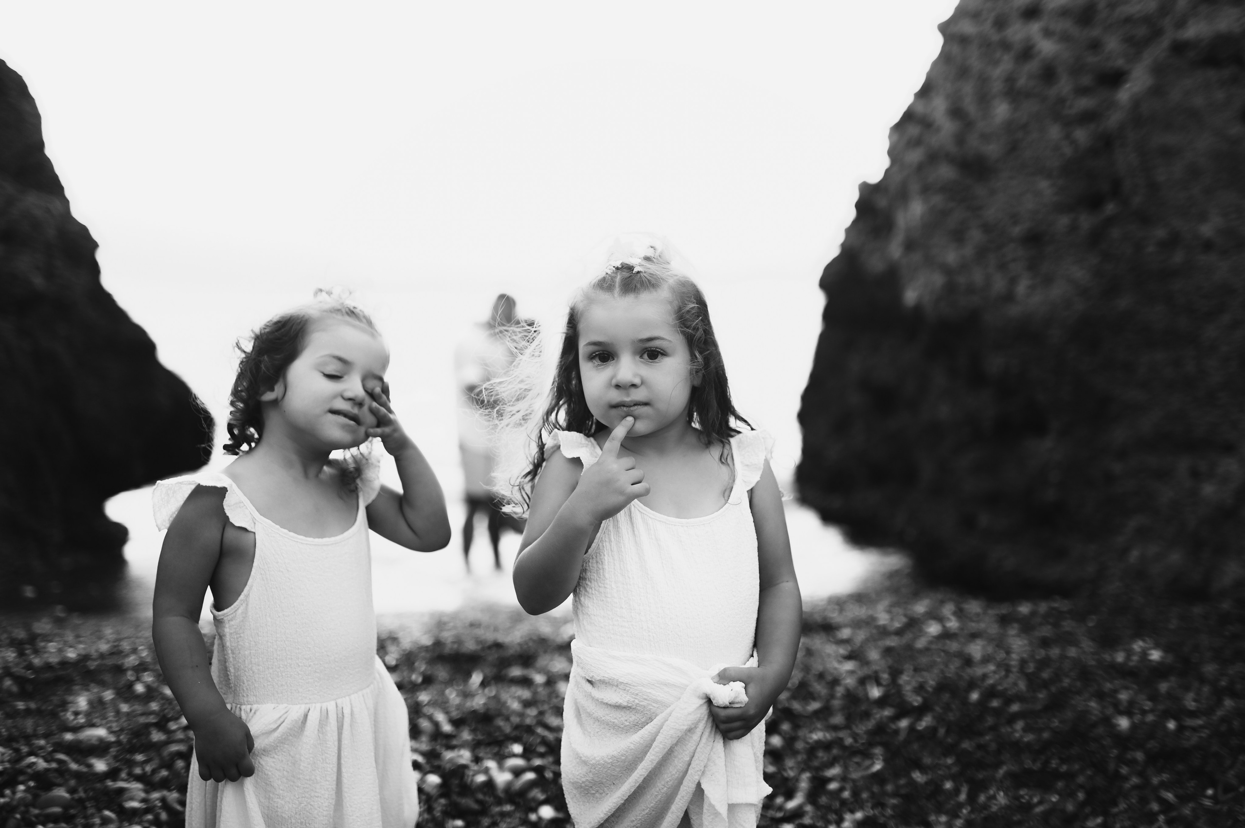 Oικογενειακή φωτογράφιση στη φύση Ρόδος. Φωτογράφος νεογέννητων στη Ρόδο. Φωτογράφιση εγκυμοσύνης