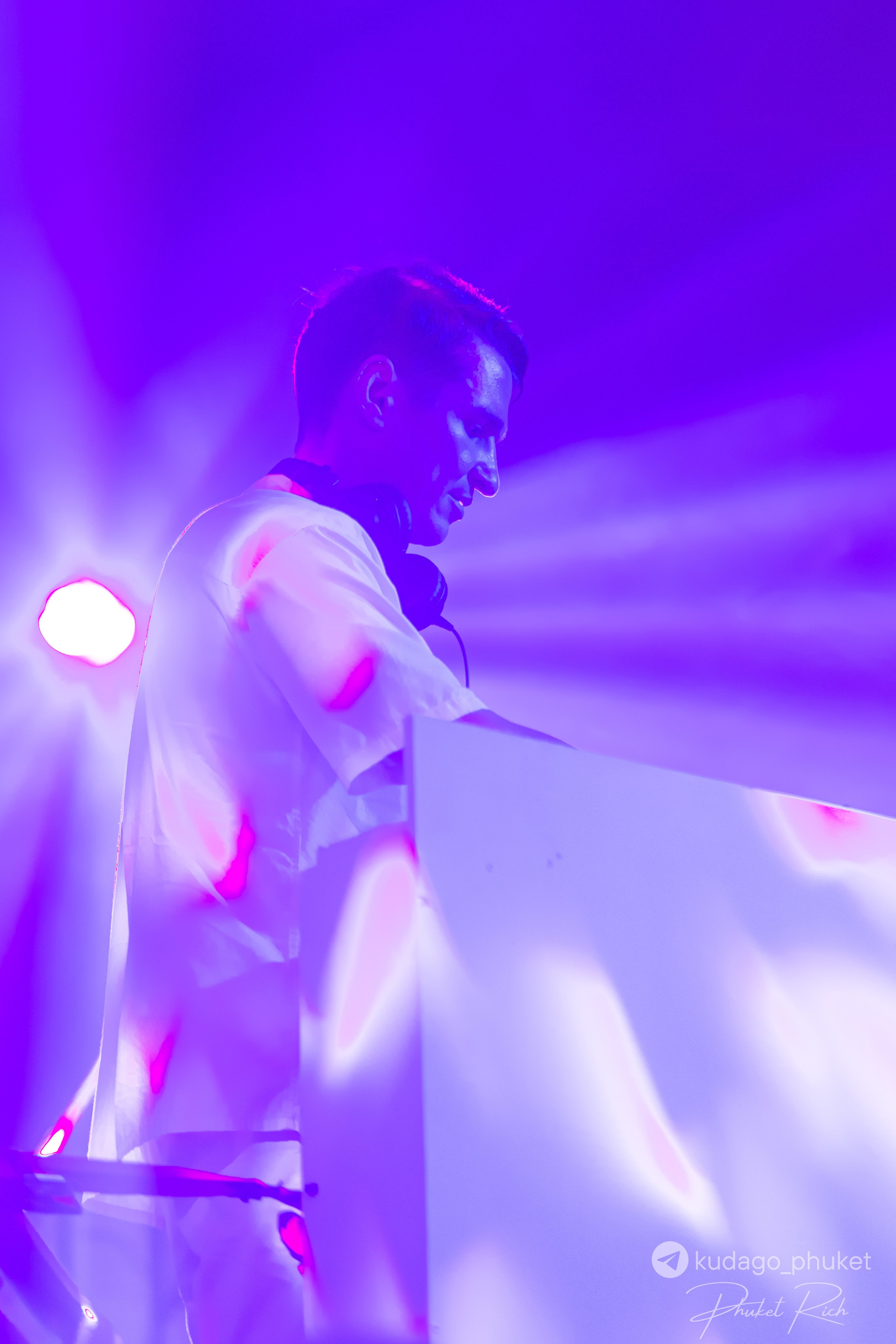 Вечеринка «Код да Винчи» | Фоторепортаж | Афиша | DAVAYSXODIM.com PHUKET. АФИША|ФОТОРЕПОРТАЖИ|ИВЕНТЫ|ПХУКЕТ