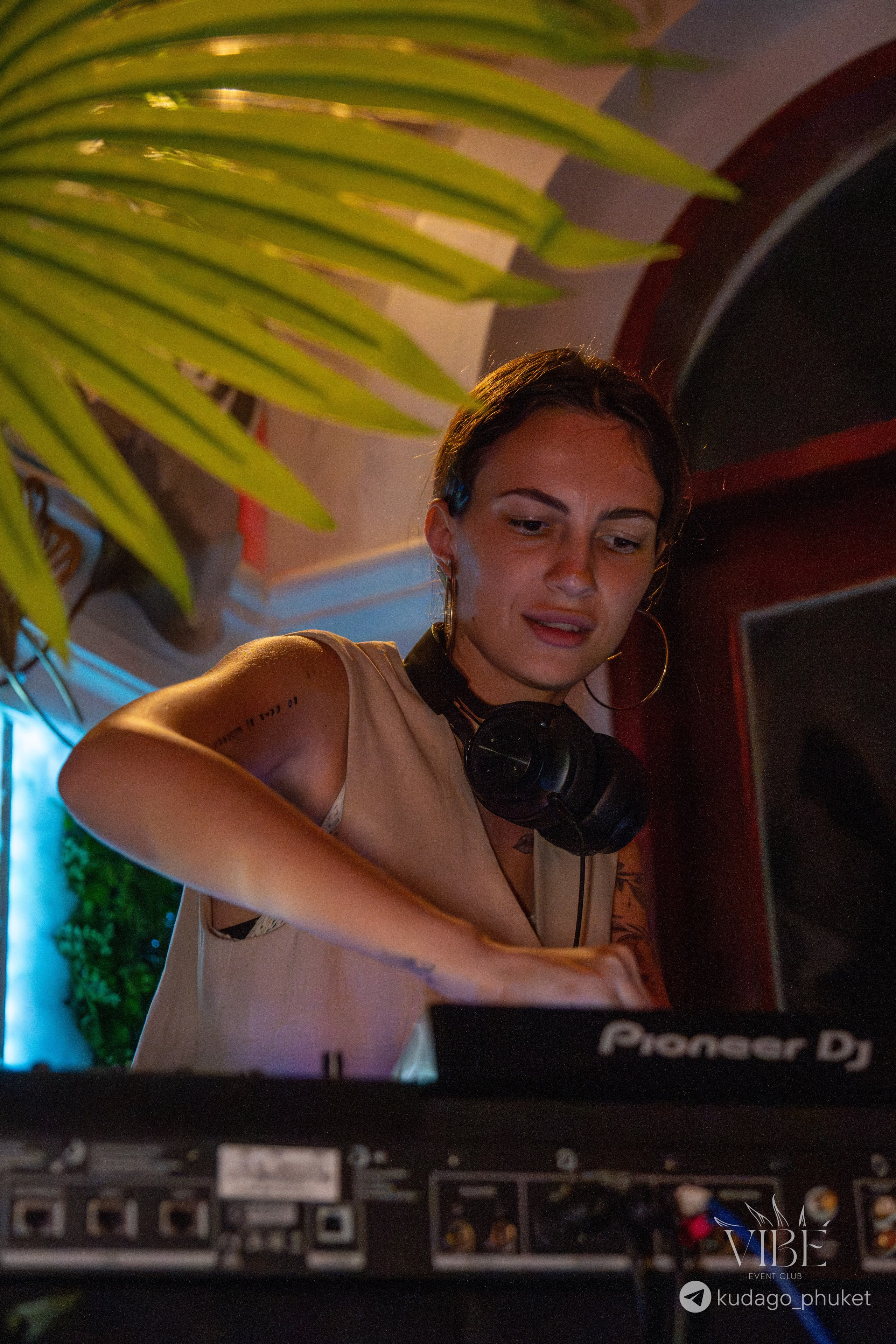 Вечеринка Tribal Vibe | Фоторепортаж | Афиша | DAVAYSXODIM.com PHUKET. АФИША|ФОТОРЕПОРТАЖИ|ИВЕНТЫ|ПХУКЕТ