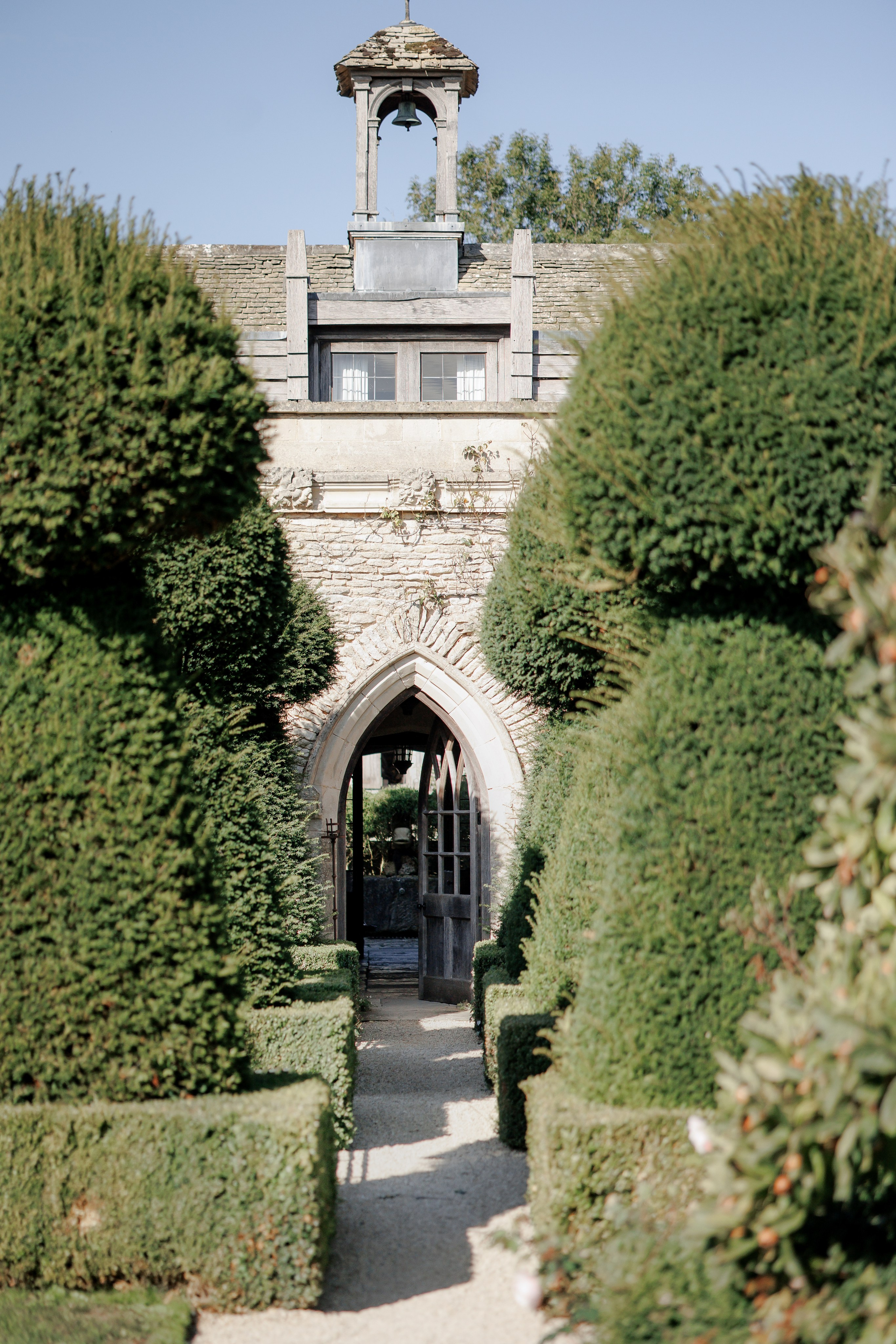 Timeless Wedding & Events Photography. Based in London, working across Europe