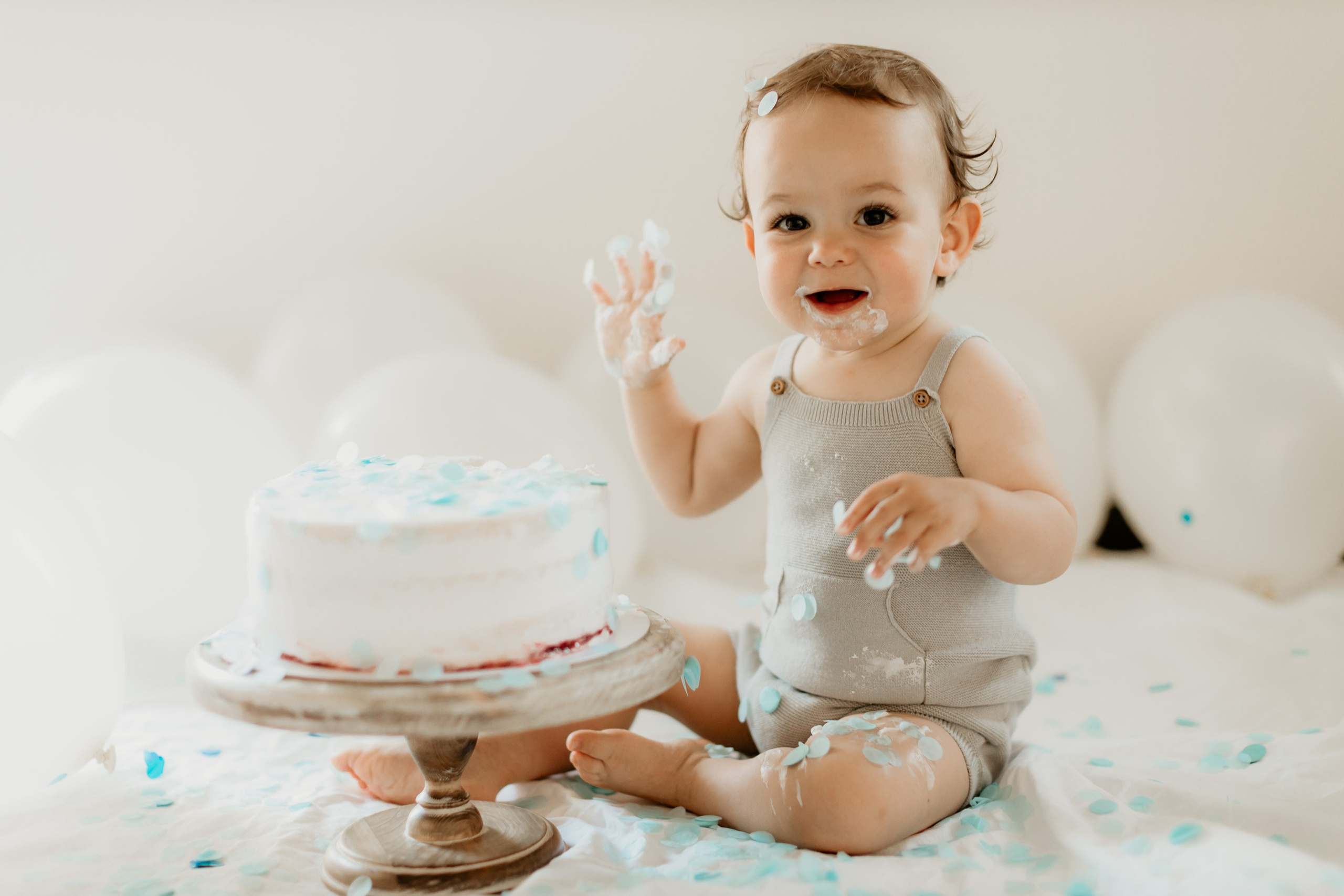 Cake Smash Session. Family and children photographer in Belgrade Milja Ciric
