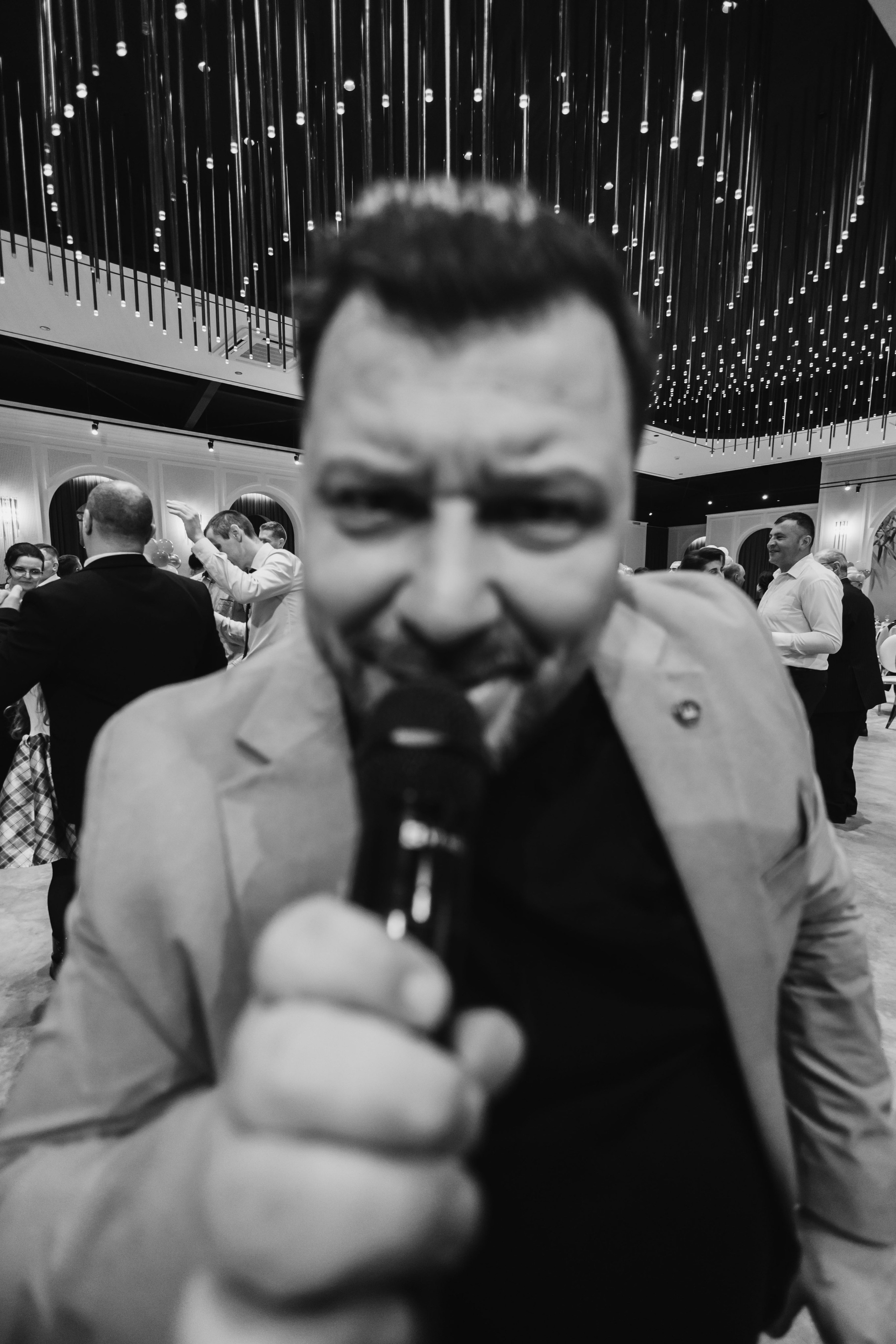 Povestea voastră, regizată de noi |Cristi Turculet Videograf Nuntă Suceava | wedding highlight. Servicii foto-video profesionale, pentru momente de neuitat