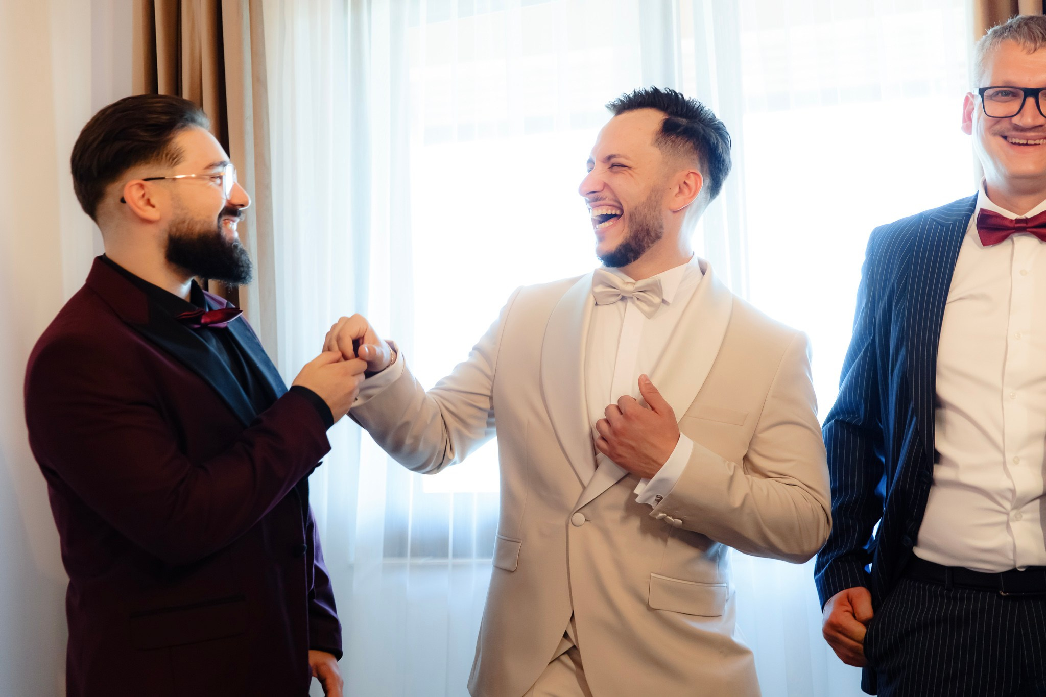 Ioana & Ionuț | Nuntă de poveste la Păstrăvăria Poiana din Mălini județul Suceava. Servicii foto-video profesionale, pentru momente de neuitat