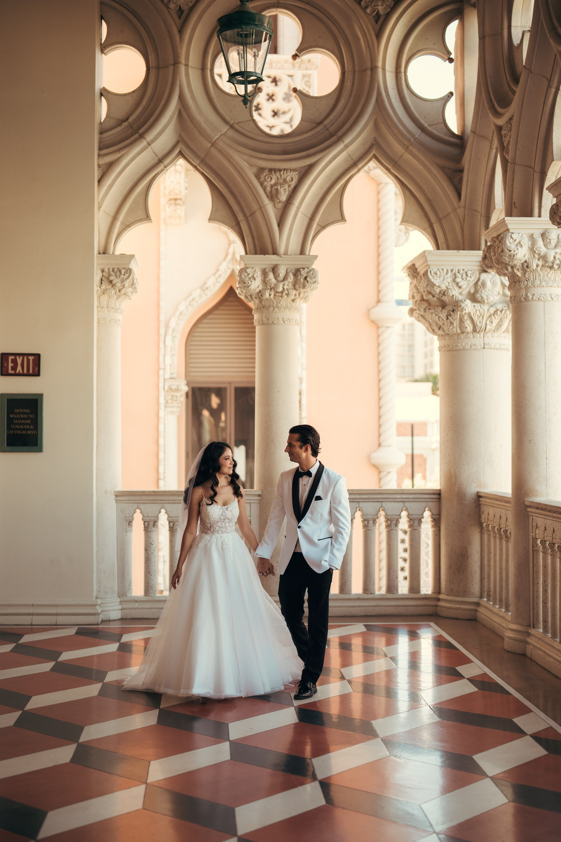 Sahamanta&Justin. Wedding & elopement photographer Viktoriya Kravtsov. Las Vegas