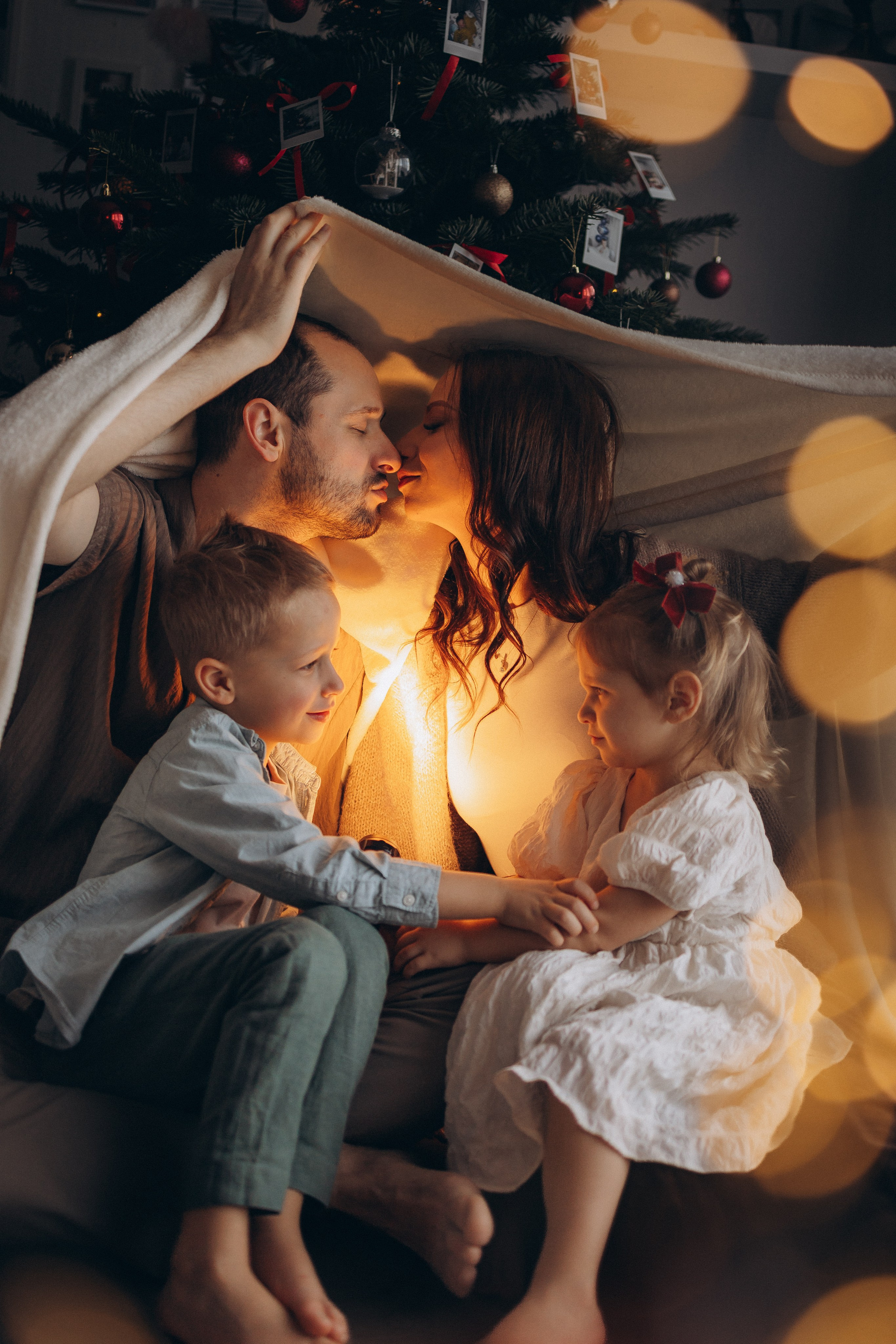 LANAS ģimene. GALVENĀ