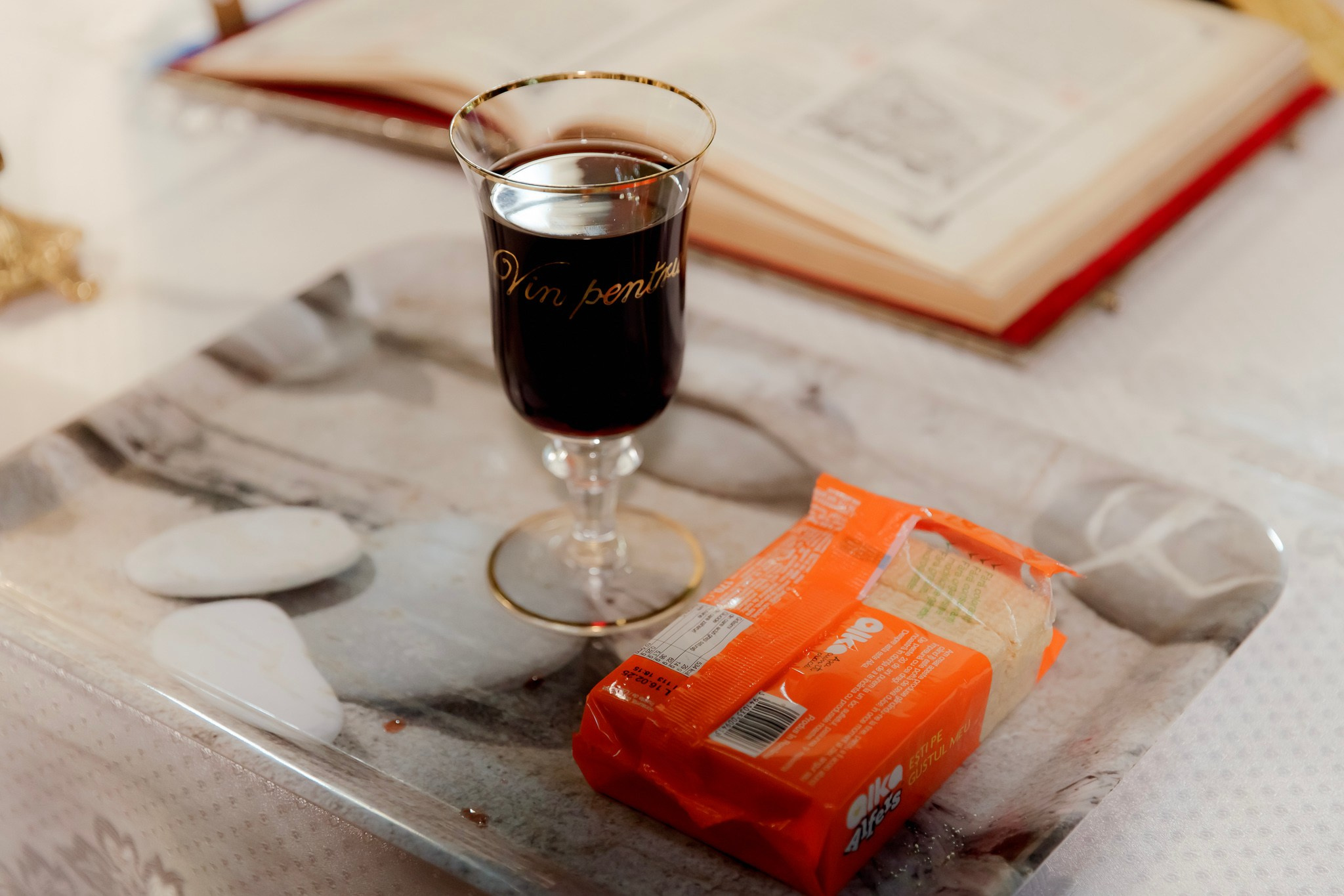 Mihai & Oana. Servicii foto-video profesionale, pentru momente de neuitat