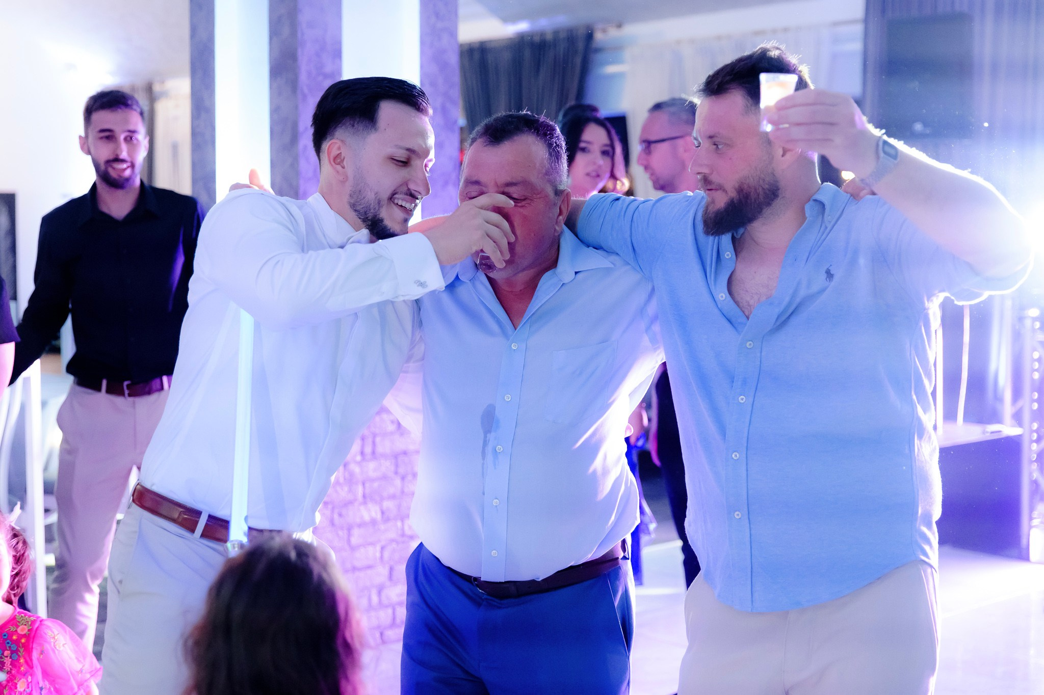 Ioana & Ionuț | Nuntă de poveste la Păstrăvăria Poiana din Mălini județul Suceava. Servicii foto-video profesionale, pentru momente de neuitat