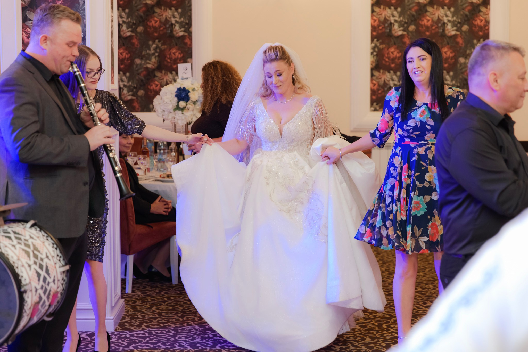 Mihai & Oana. Servicii foto-video profesionale, pentru momente de neuitat