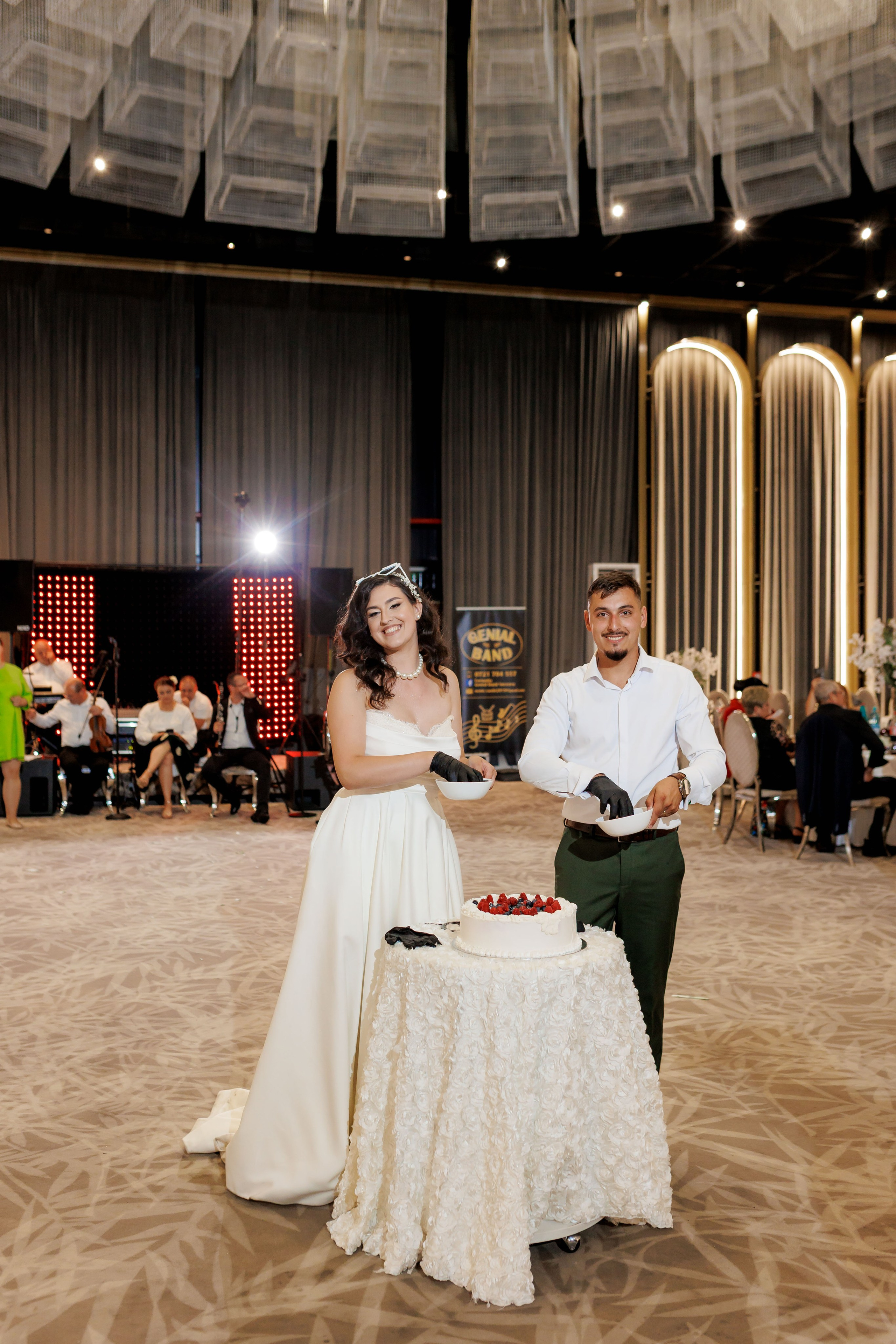 Nunta Nicoleta & Răzvan | Fotografie & Videografie Profesională. Servicii foto-video profesionale, pentru momente de neuitat