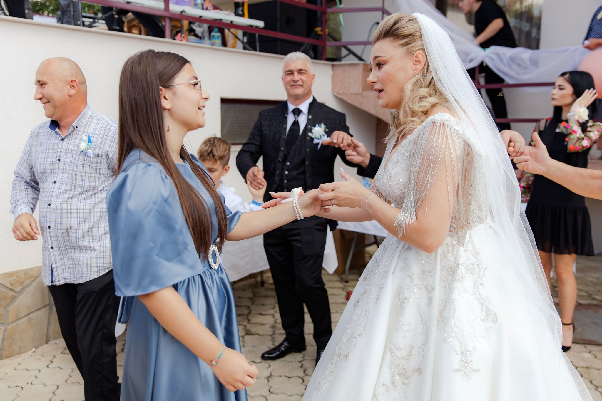 Mihai & Oana. Servicii foto-video profesionale, pentru momente de neuitat