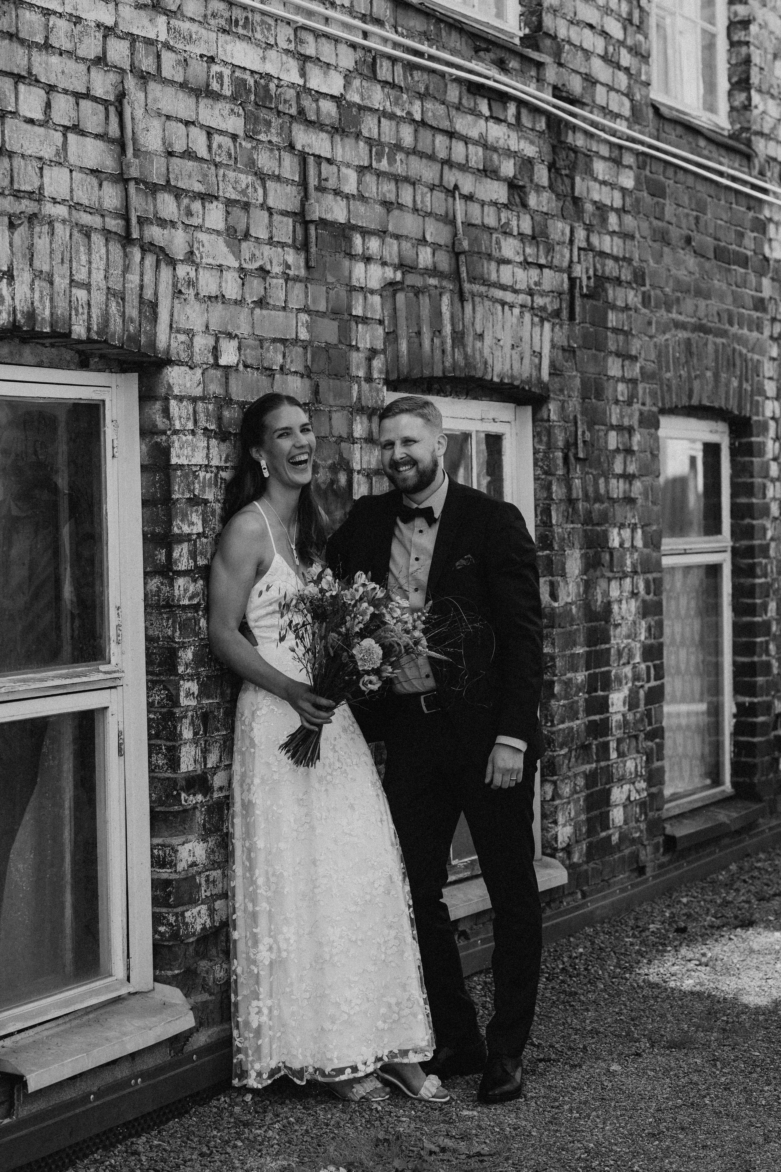 Family, bnw, photoshoot. Wedding and potrait photographer in Helsinki Vickan O