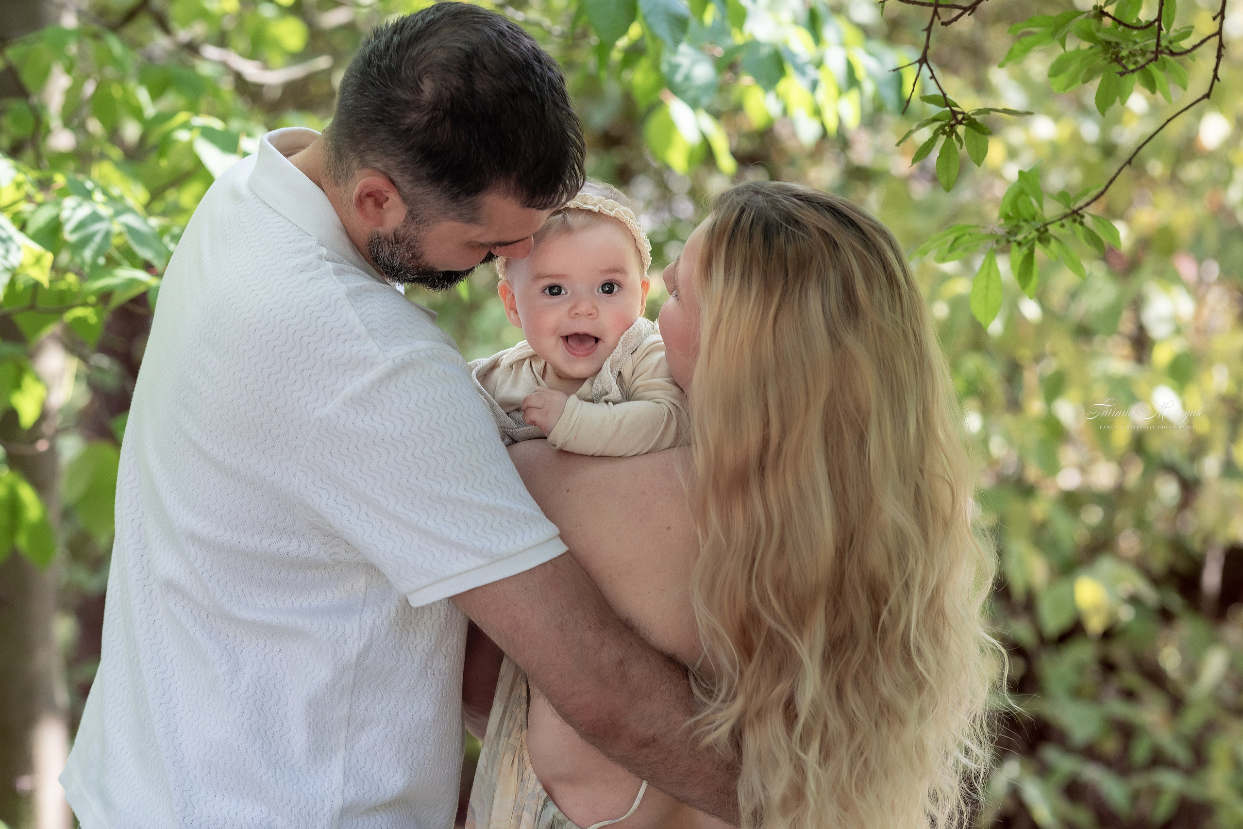 Natural Newborn Photography. Family & Maternity Photographer in Dresden Tatiana Mudryak