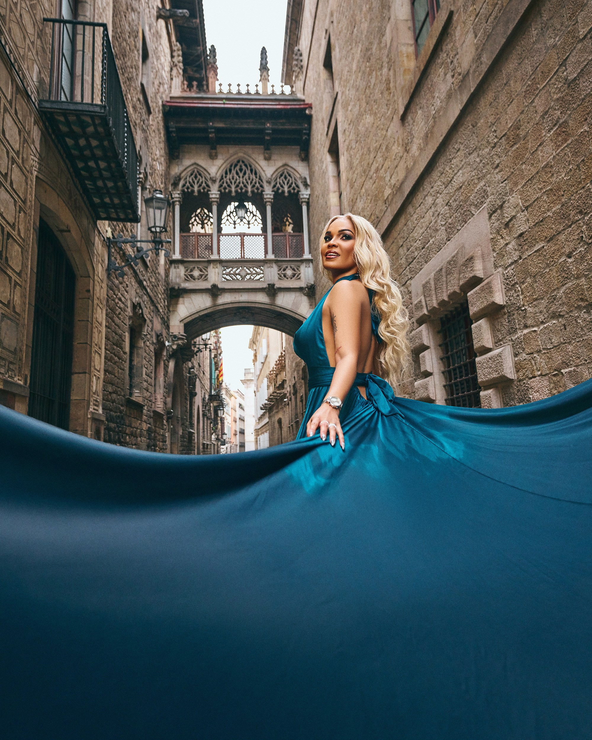 Fashion & Dresses for Photo Sessions | Barcelona Photographer Svyatoslav Usmyal. Barcelona Photographer | Studio & Outdoor Photo Sessions | Svyatoslav Usmyal