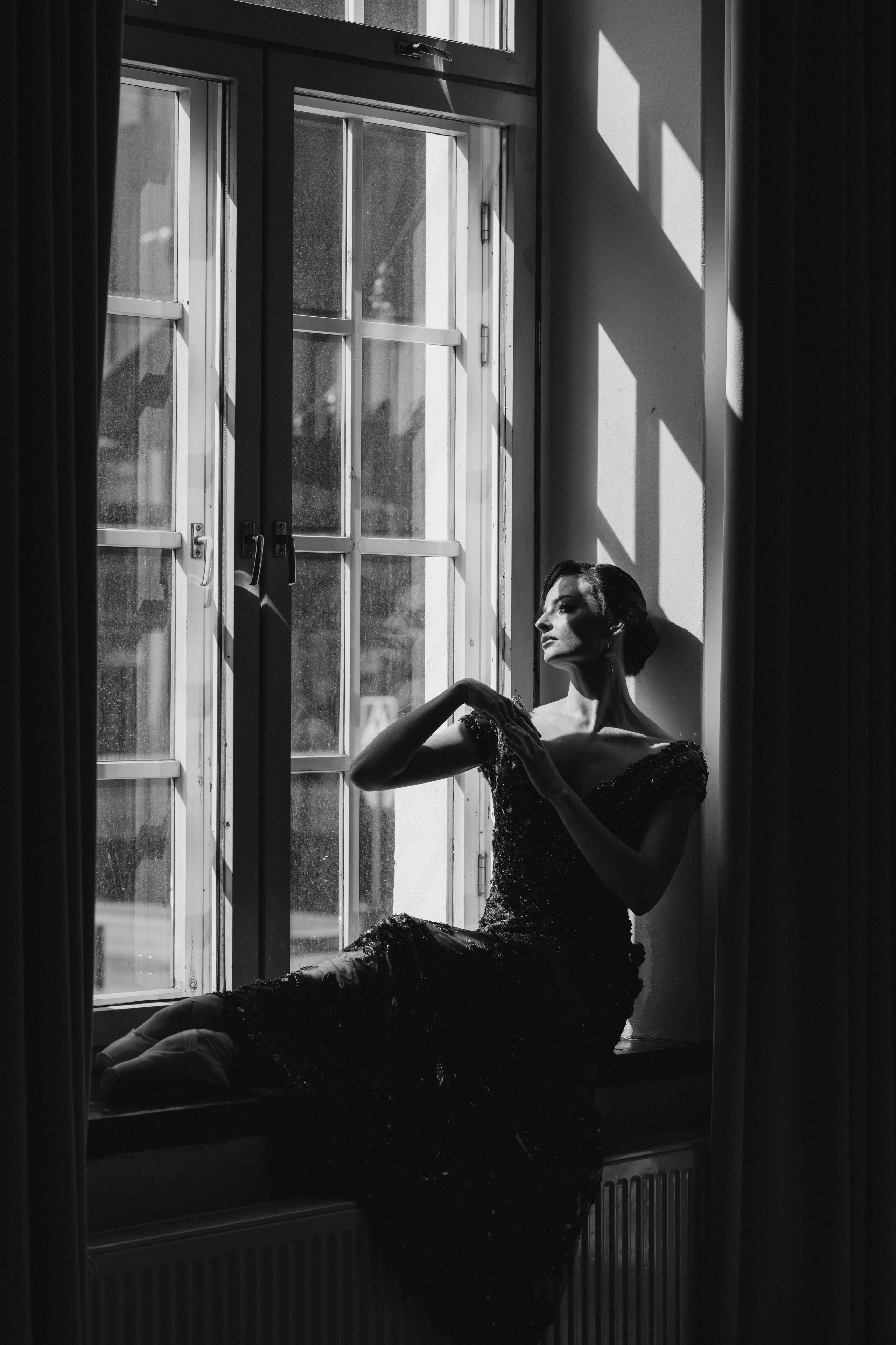 Riikka Couture, Riikka Ikäheimo, Violetta Keller, Portrait, Dancer. Wedding and potrait photographer in Helsinki Vickan O