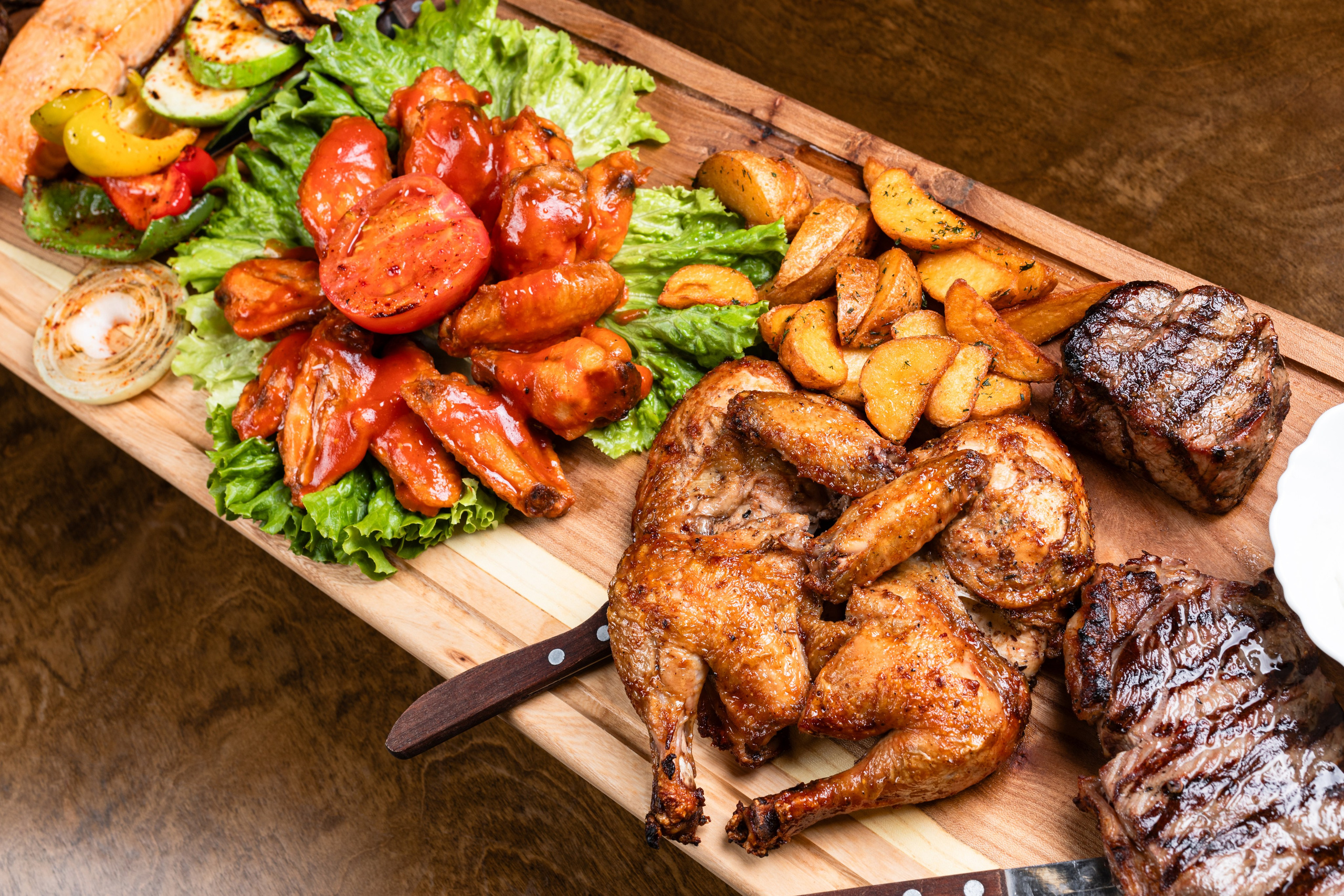 Фуд-фотограф Бишкек — фотосъёмка меню и блюд для SB BAR Bishkek, стейк-хаус и мясной ресторан. Фотограф в Бишкеке Оксана Шувалова