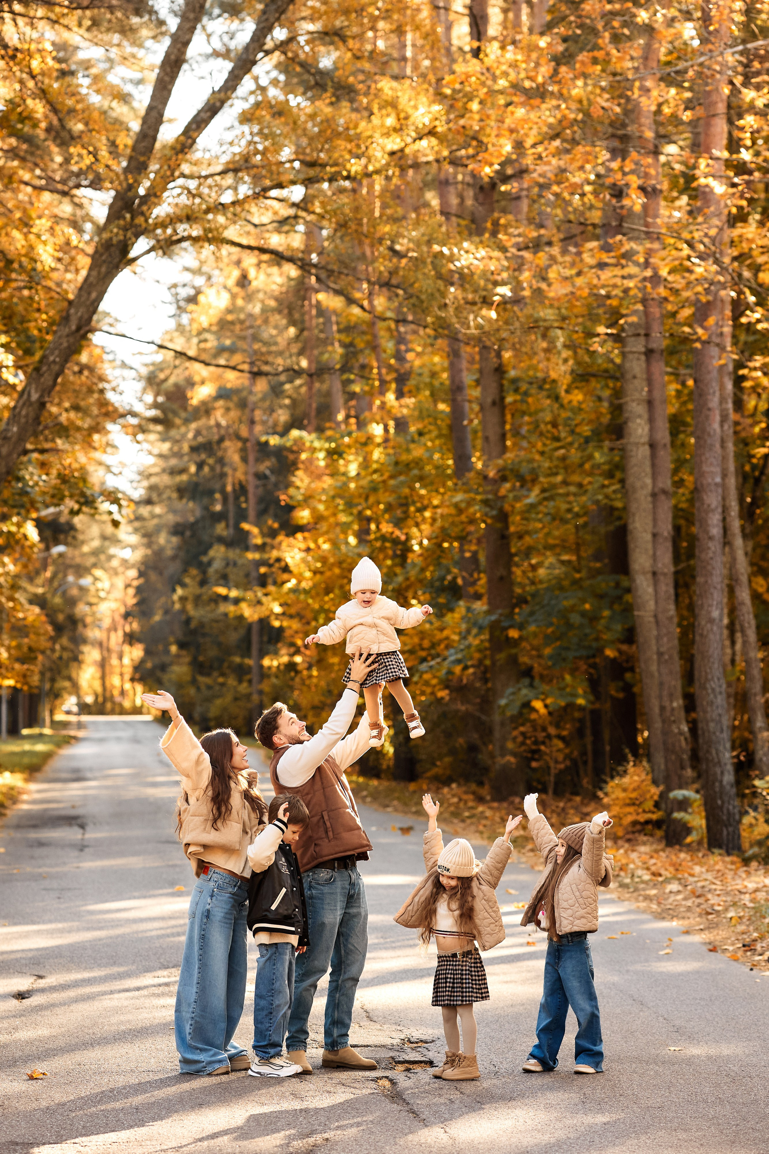 Family photo shoot for a millionaire blogger. Destination wedding and fashion photographer in Riga Igor Davidovich