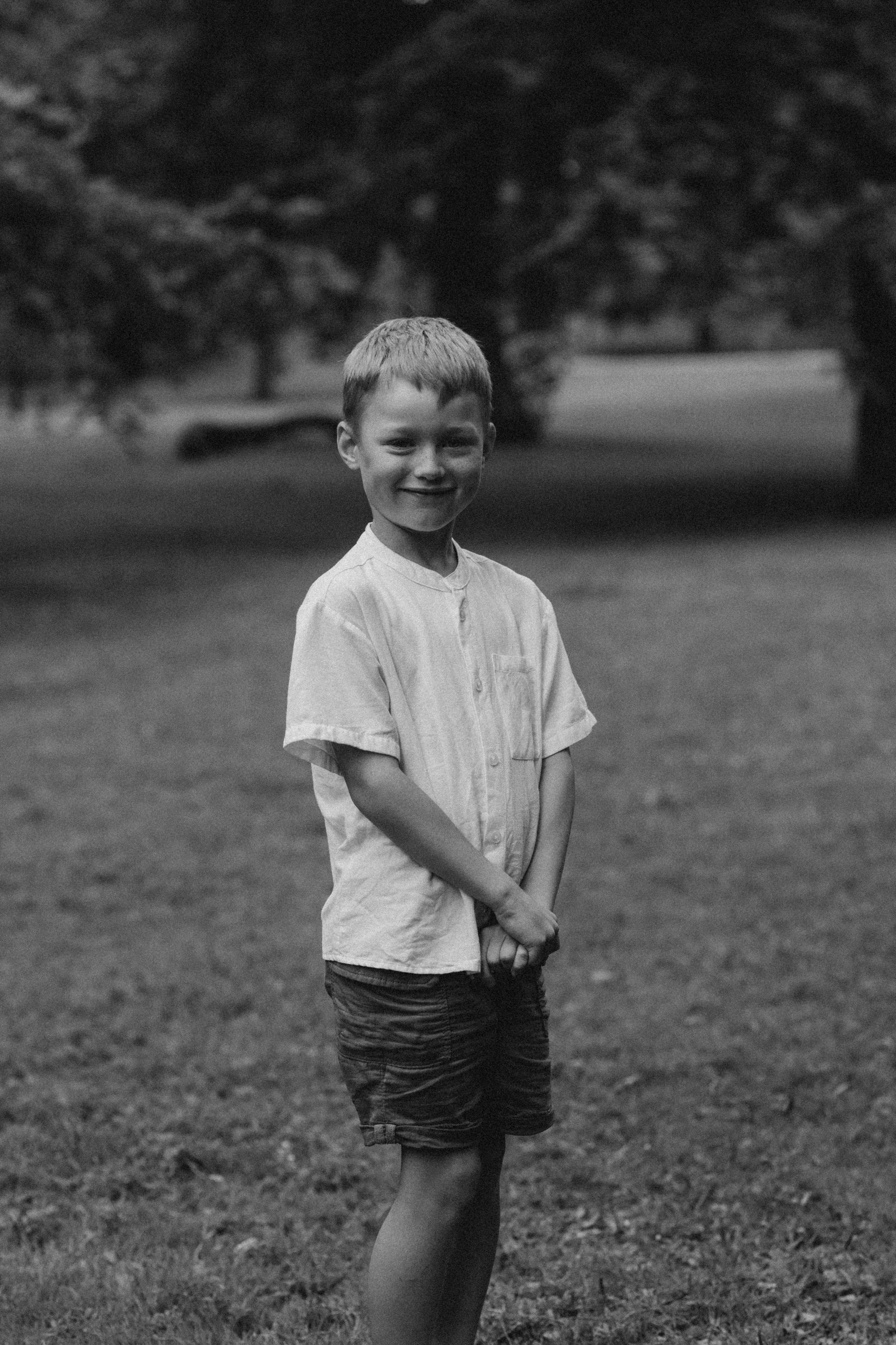 Kaivopuisto. Wedding and potrait photographer in Helsinki Vickan O