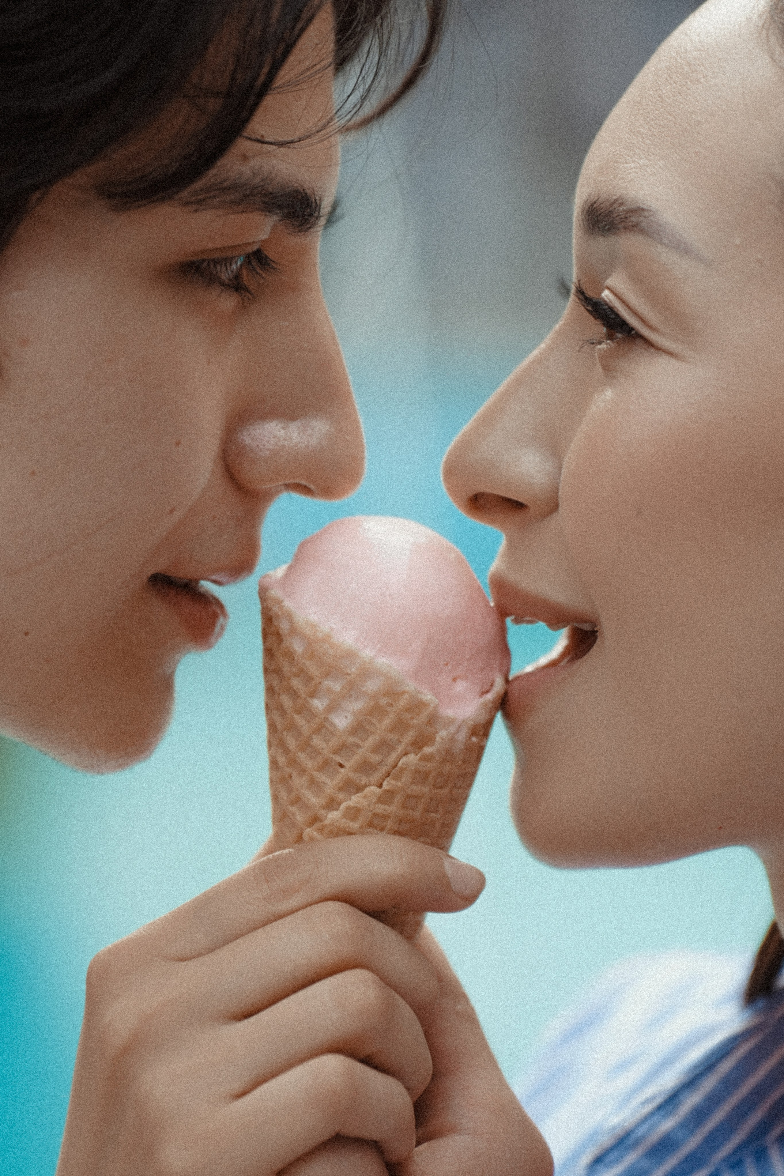 Онур & Нурай