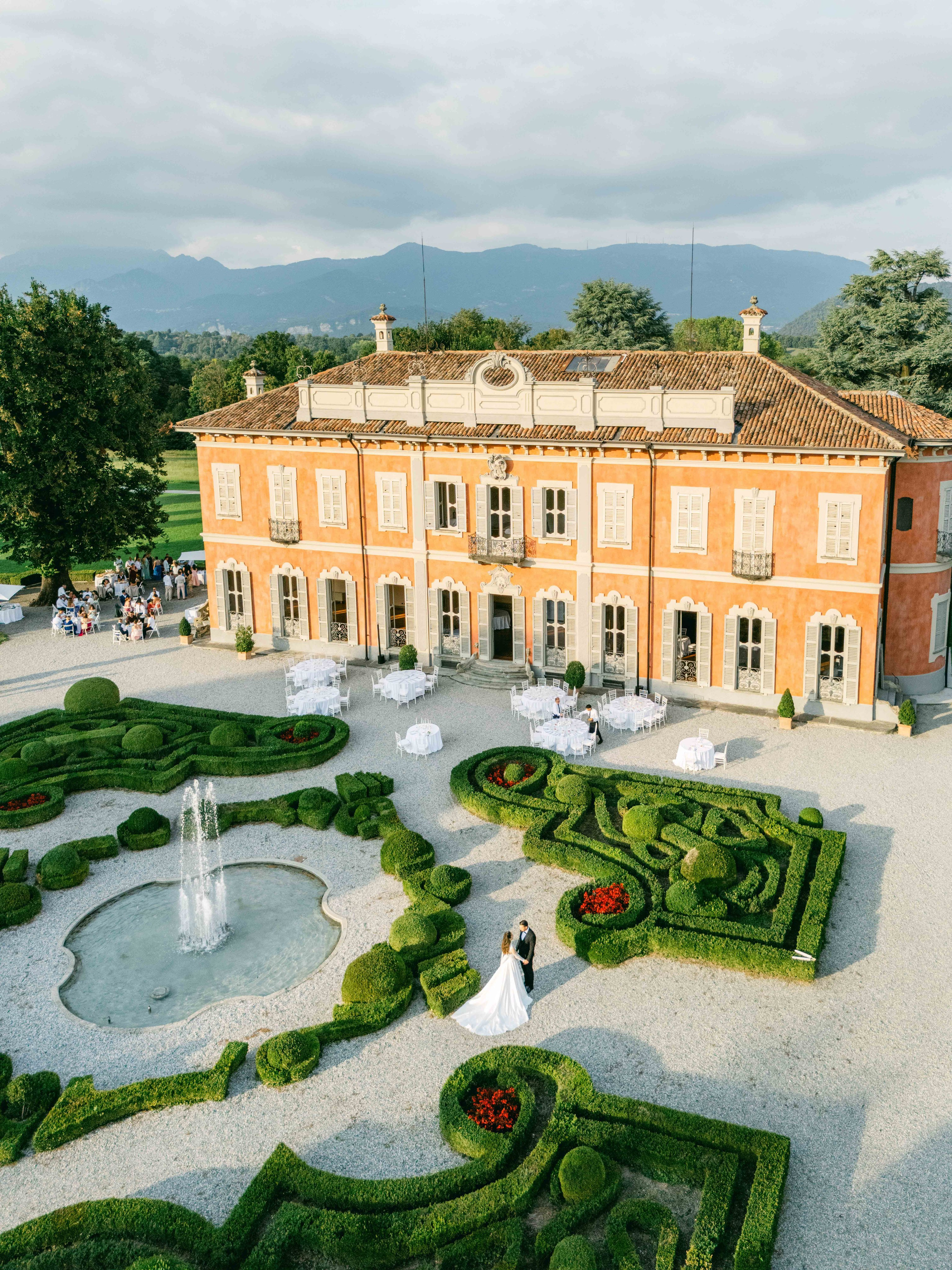 Wedding in Milan — Villa Subaglio. Hochzeitsfotograf Deutschland & Destination Weddings | Moderne Hochzeitsfotografie