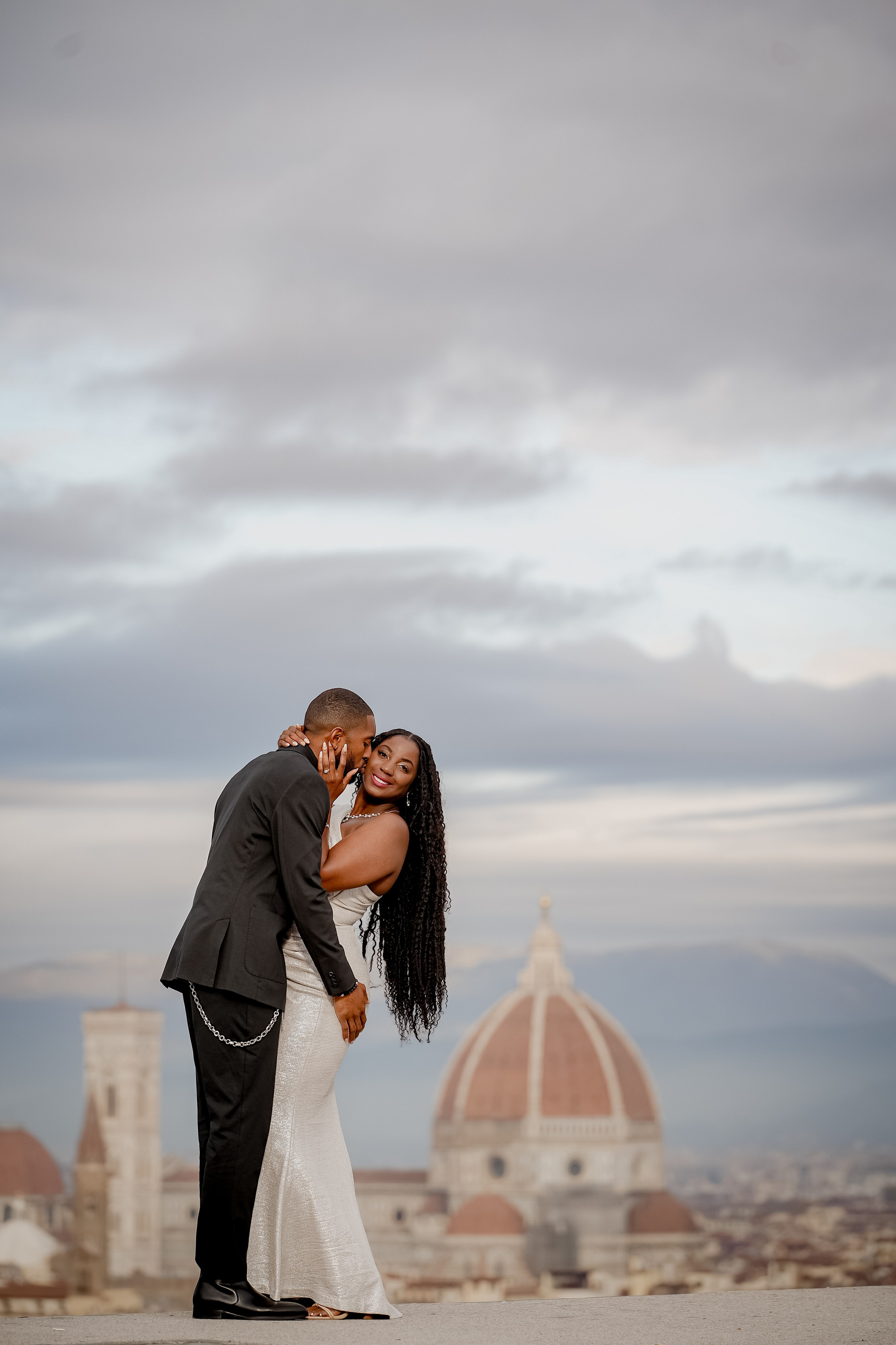 Engagement & Pre-Wedding Photoshoot in Florence. Wedding Photographer in Italy