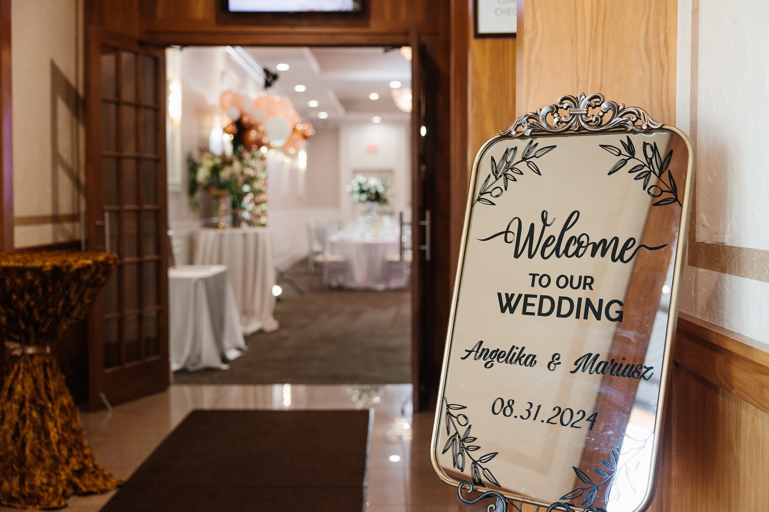 31.08.2024 Wedding. Wedding family event photographer in Chicago Nick Yushevich