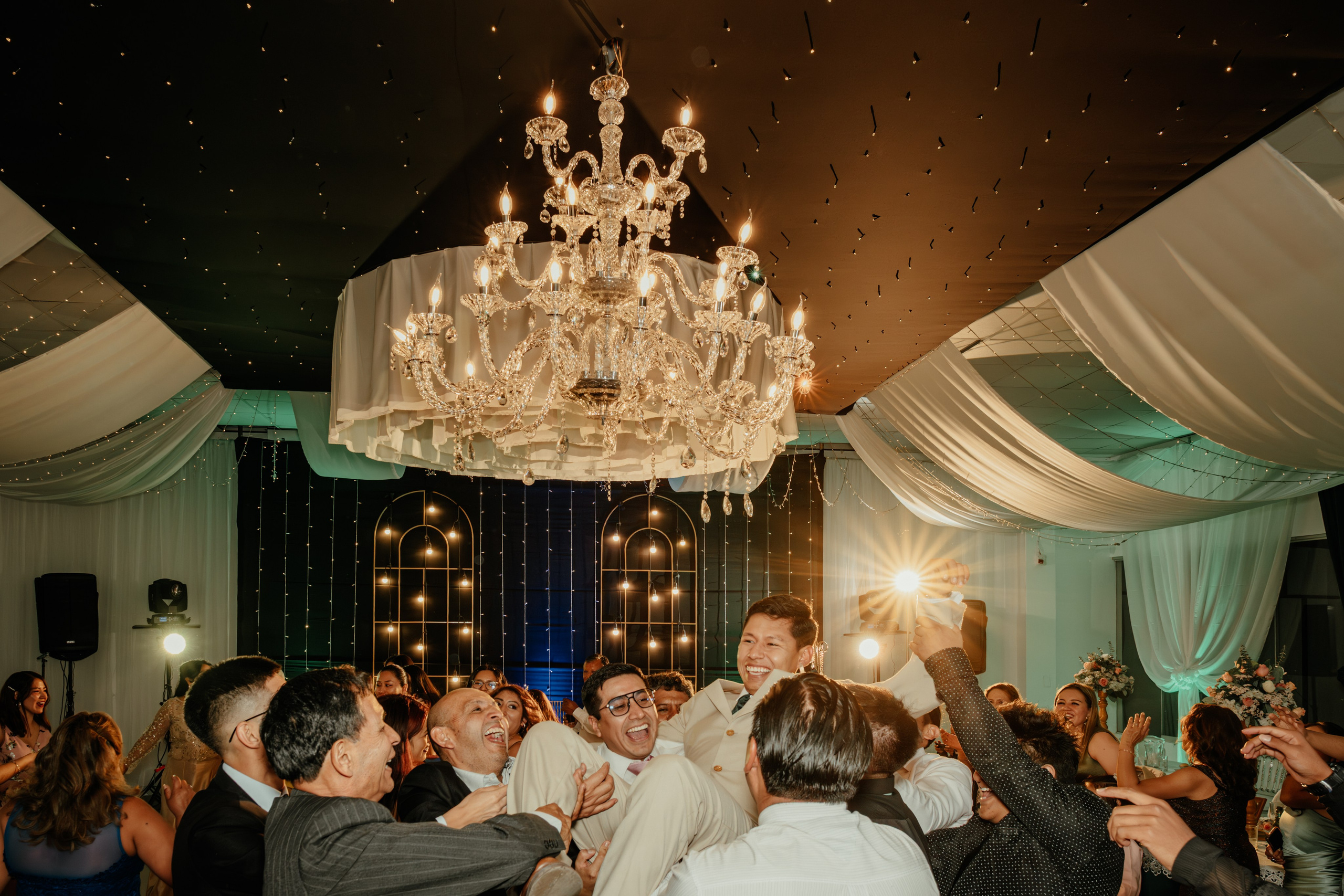 ANGIE + MANUEL BODA RELIGIOSA. Studio KVTA | Fotografía y Video de Bodas en Arequipa