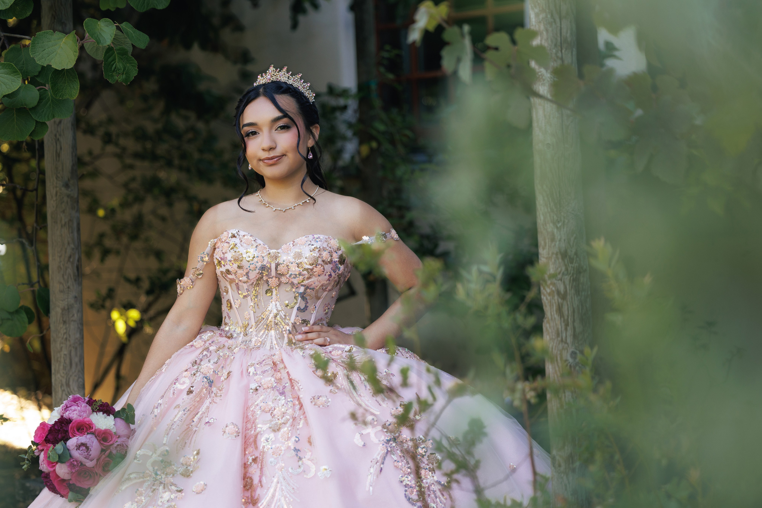 Kamila XV photoshoot. Hector Salazar Photography | Quinceanera, Wedding & Family Photographer in Oregon, and Washington